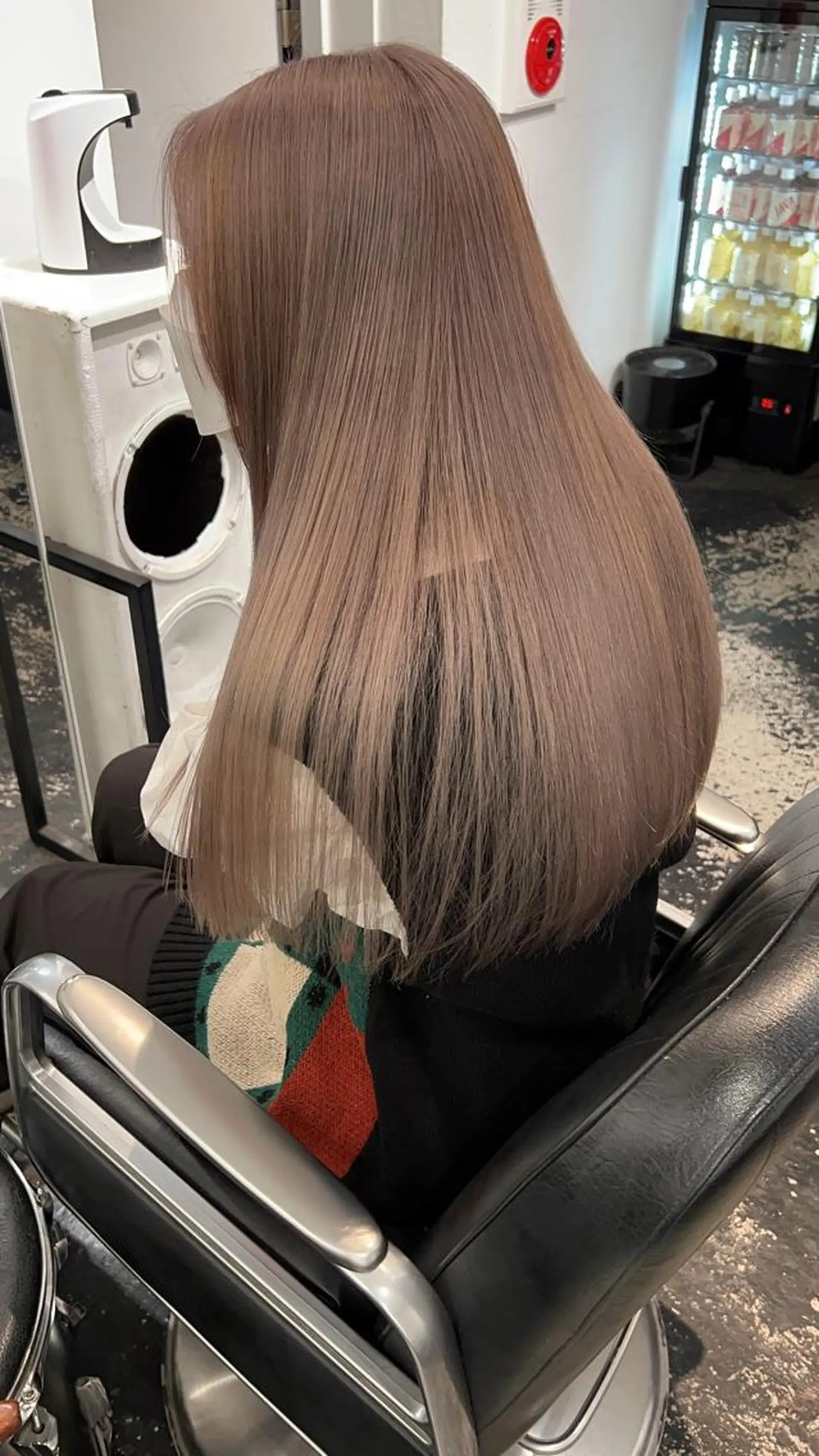 セミロング カラー パーマ ヘアアレンジ メンズ キッズ ネイル マツエク・マツパ アイブロウ メンズバレイヤージュ メンズブリーチ メンズハイライト メンズインナーカラー メンズウルフカット カット ヘアカラー トリートメント nico TOKYO 渋谷所属・ブリーチ　ハイトーン 特化🌈フジタハルキのヘアスタイル
