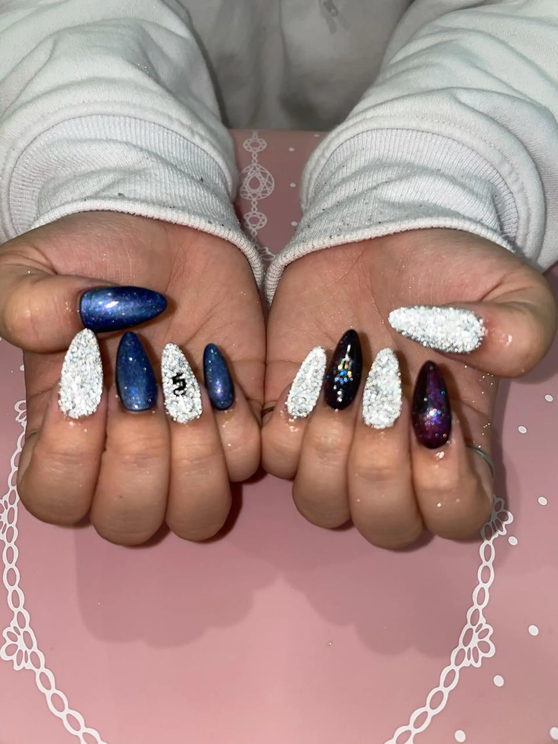 セミロング ネイル フラッシュネイル マグネットネイル ハンドネイル 《LB》ラブリエ Nail&eyeのマツエク・マツパデザイン