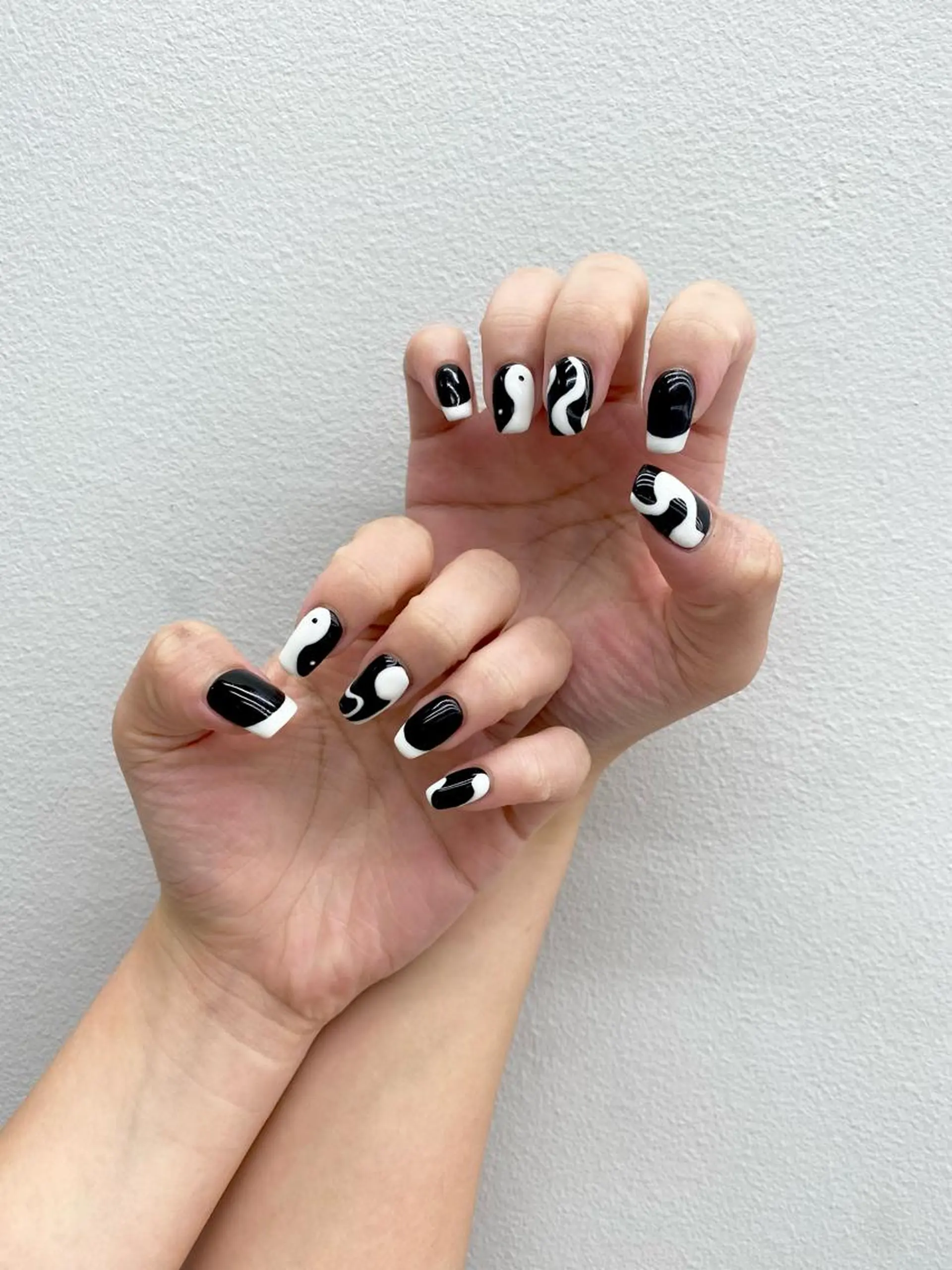 ネイル ハンドネイル 京都レイヤーカット/ 縮毛矯正/羽柴りくのヘアスタイル