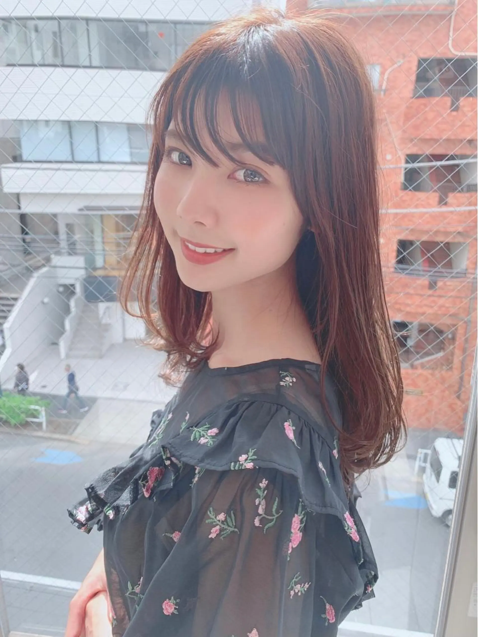 ミディアム カラー ヘアアレンジ 【公式】amble luxe池袋東口🩷のヘアスタイル