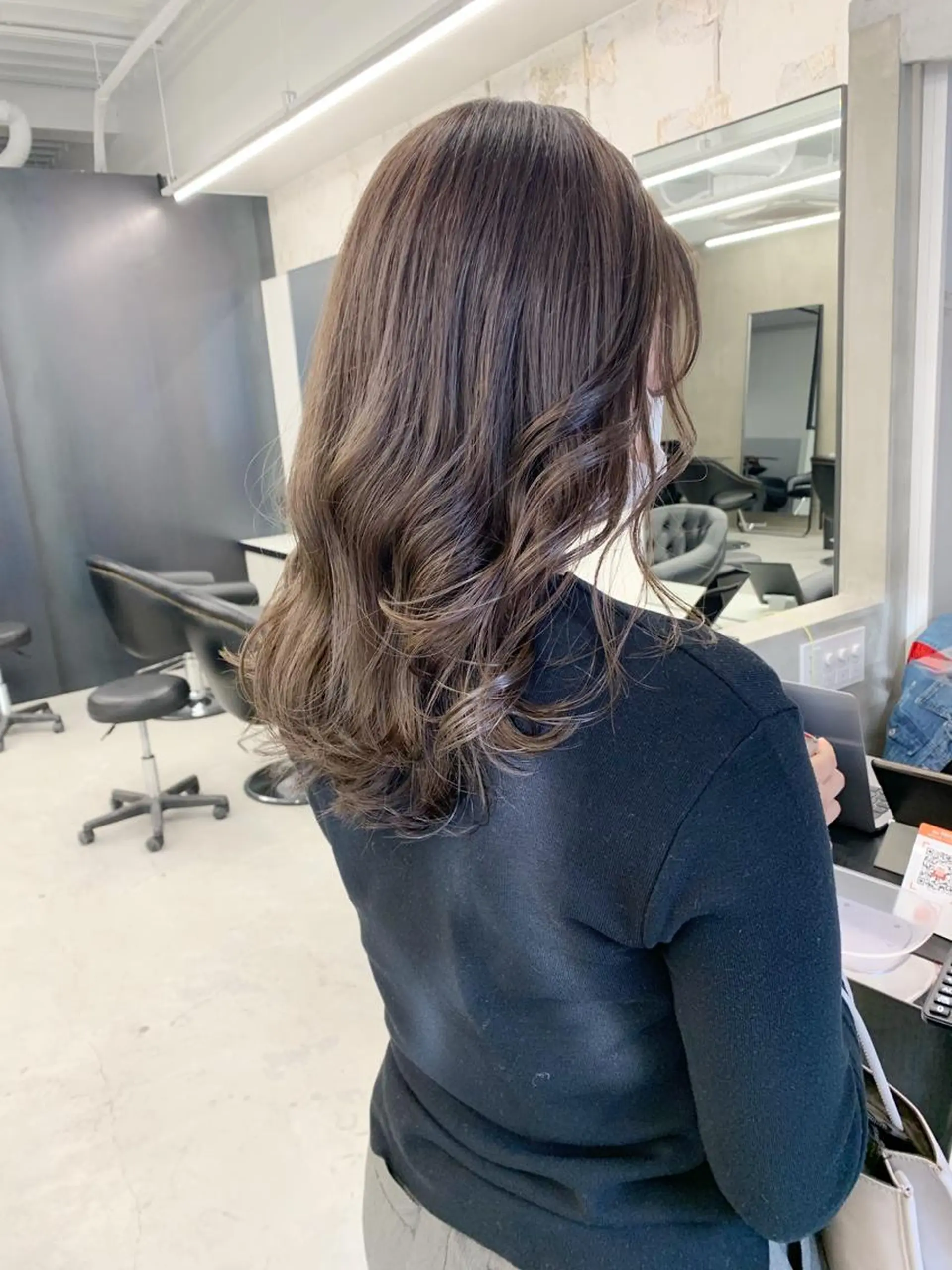 セミロング カラー グレージュ ラベンダーカラー ラベンダーグレージュ ラベンダーグレー kimika🥑 メンズ/髪質改善のヘアスタイル