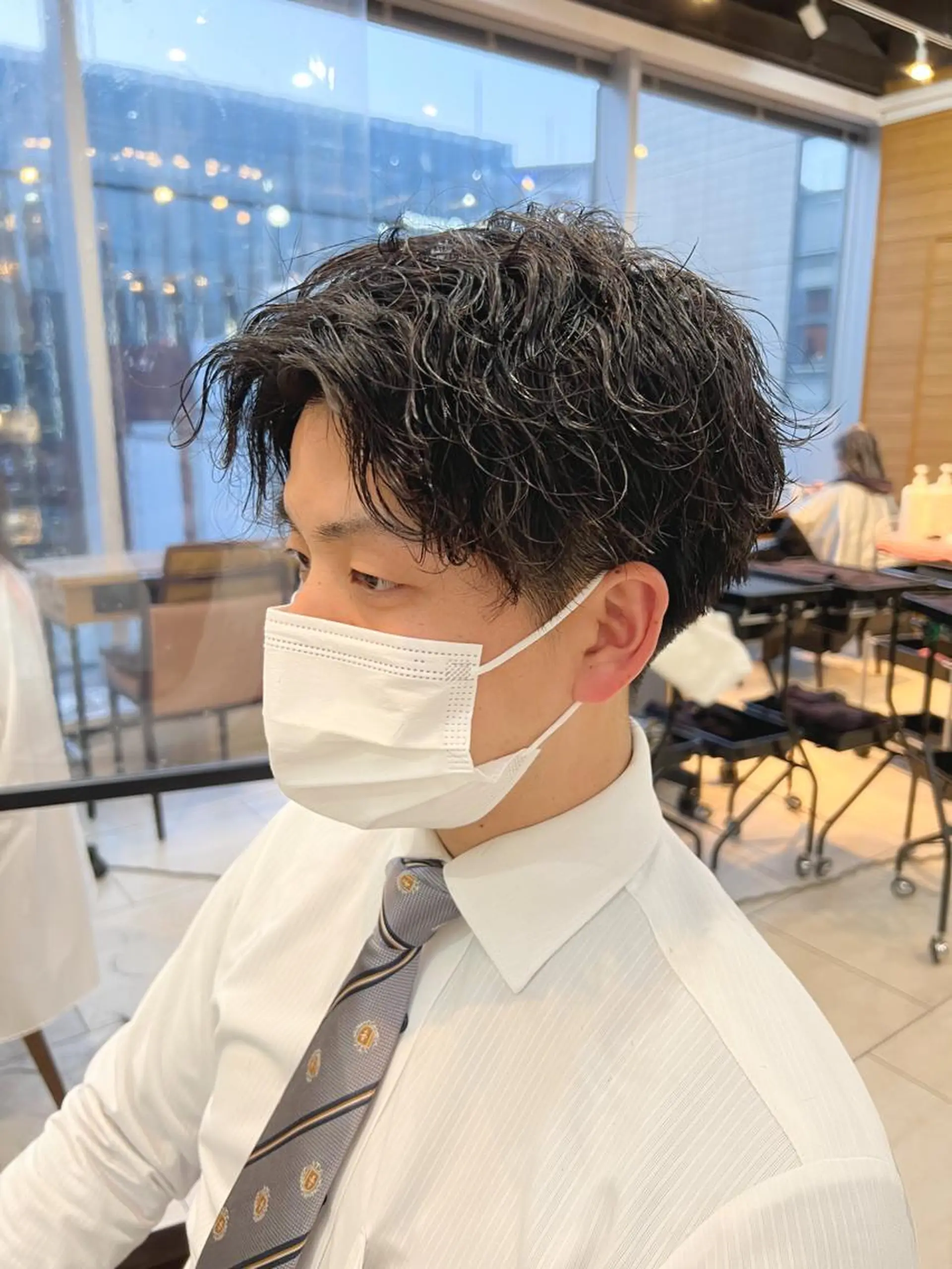 ショート パーマ カット パーマ メンズカット曲がる 縮毛矯正佐々木タクマのヘアスタイル