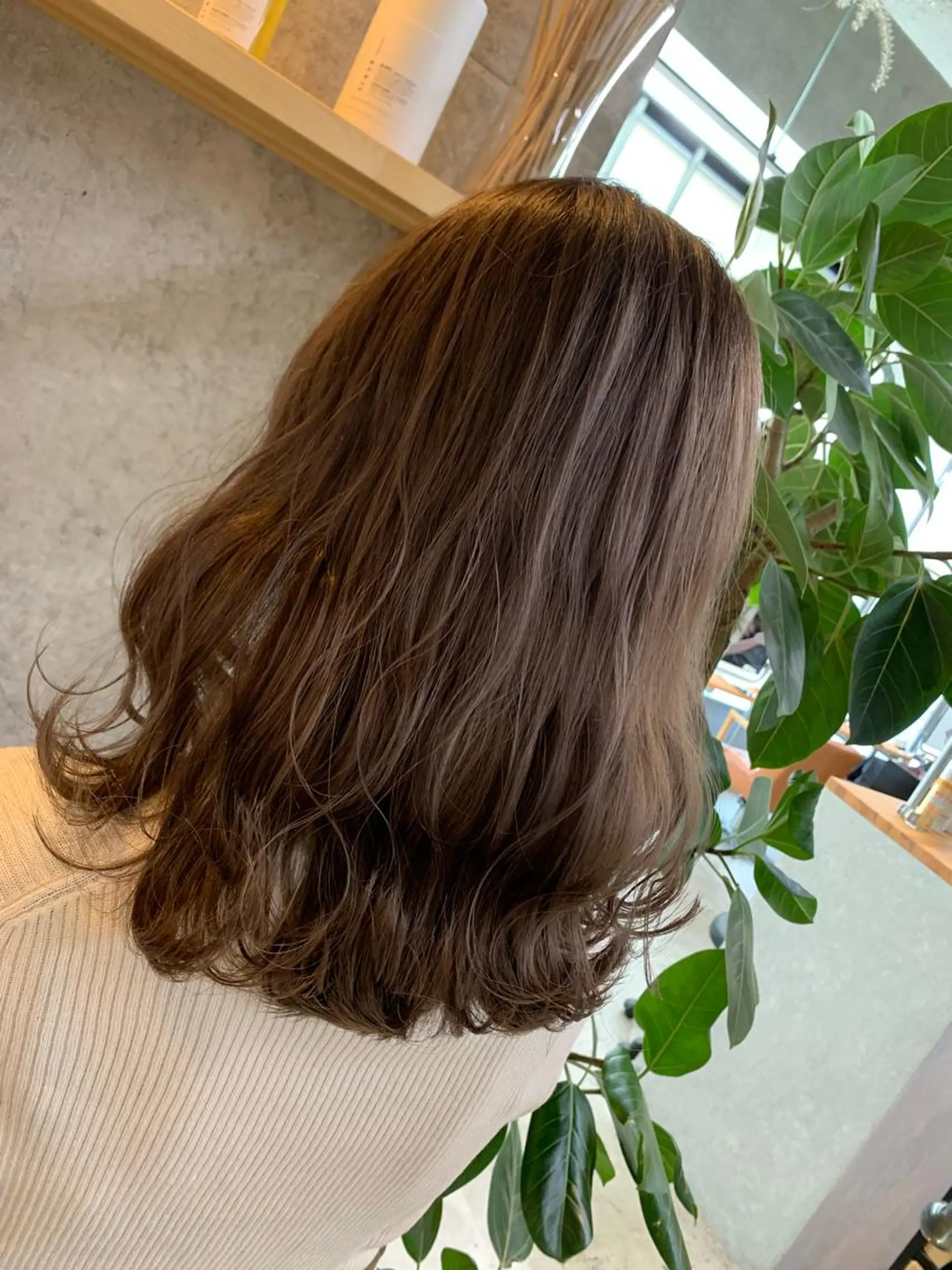 セミロング カラー ヘアカラー トリートメント 天野 開のヘアスタイル