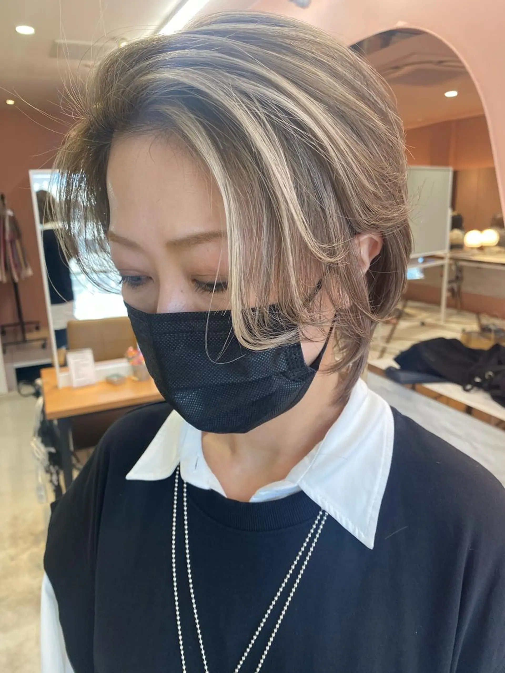 ショート カラー バレイヤージュ ブリーチ ケアブリーチ ダブルカラー ハイライトカラー welring hair salon所属・welring hair salonのヘアスタイル