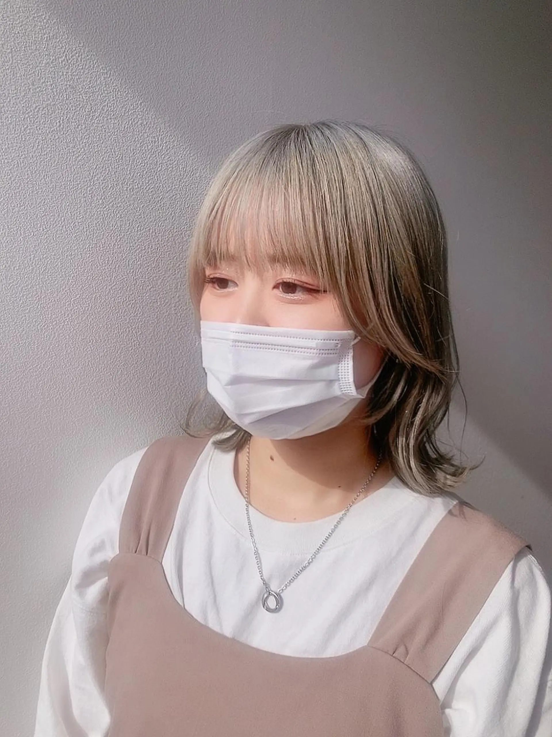 ショート 顔まわりレイヤー 顔周りカット レイヤーカット 傷ませない縮毛矯正／ 吉岡 美江のヘアスタイル