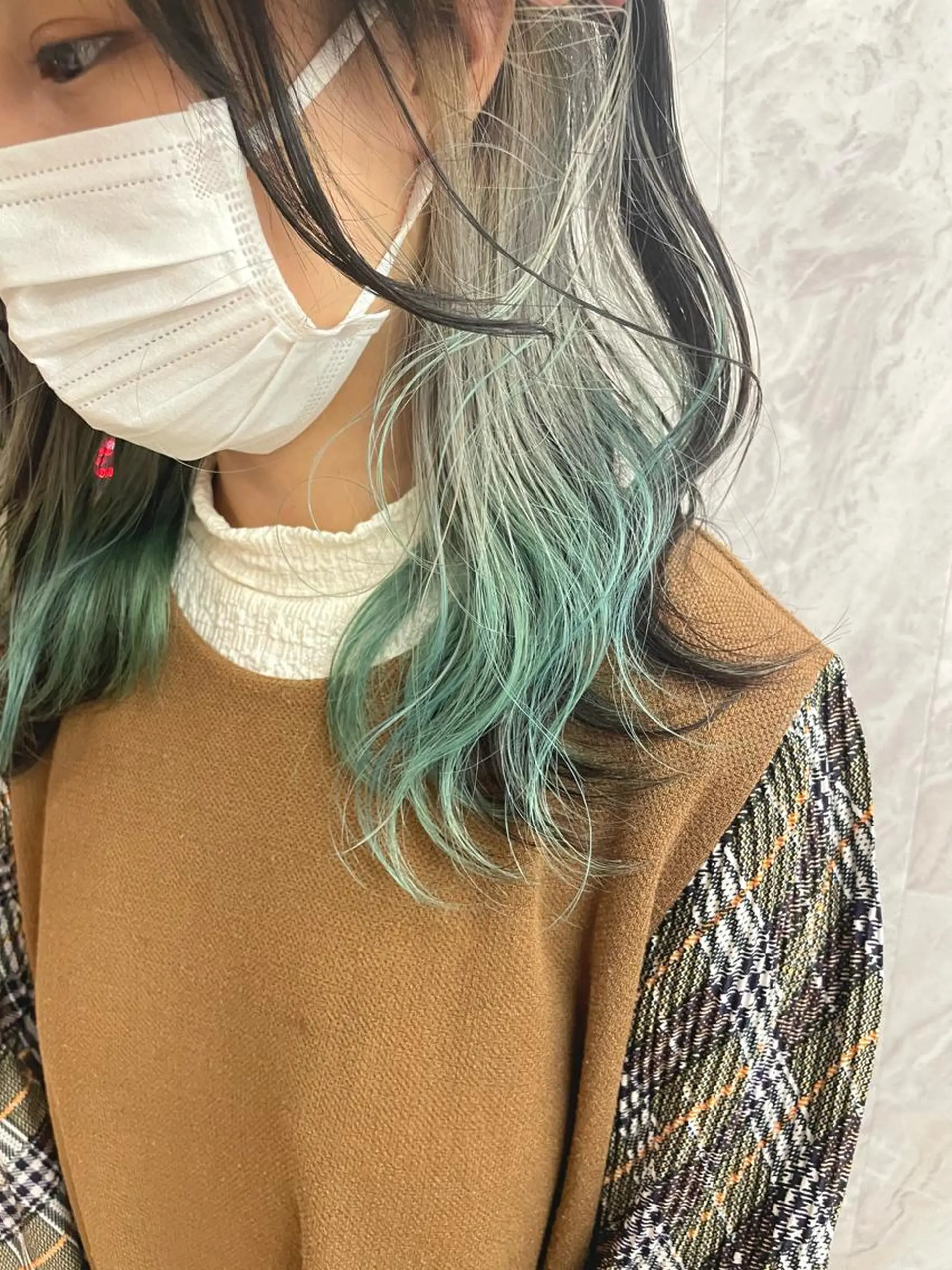ミディアム カラー ヘアアレンジ イヤリングカラー ヘアカラー トリートメント 🎗秋山勇/ GEAR.代表のヘアスタイル