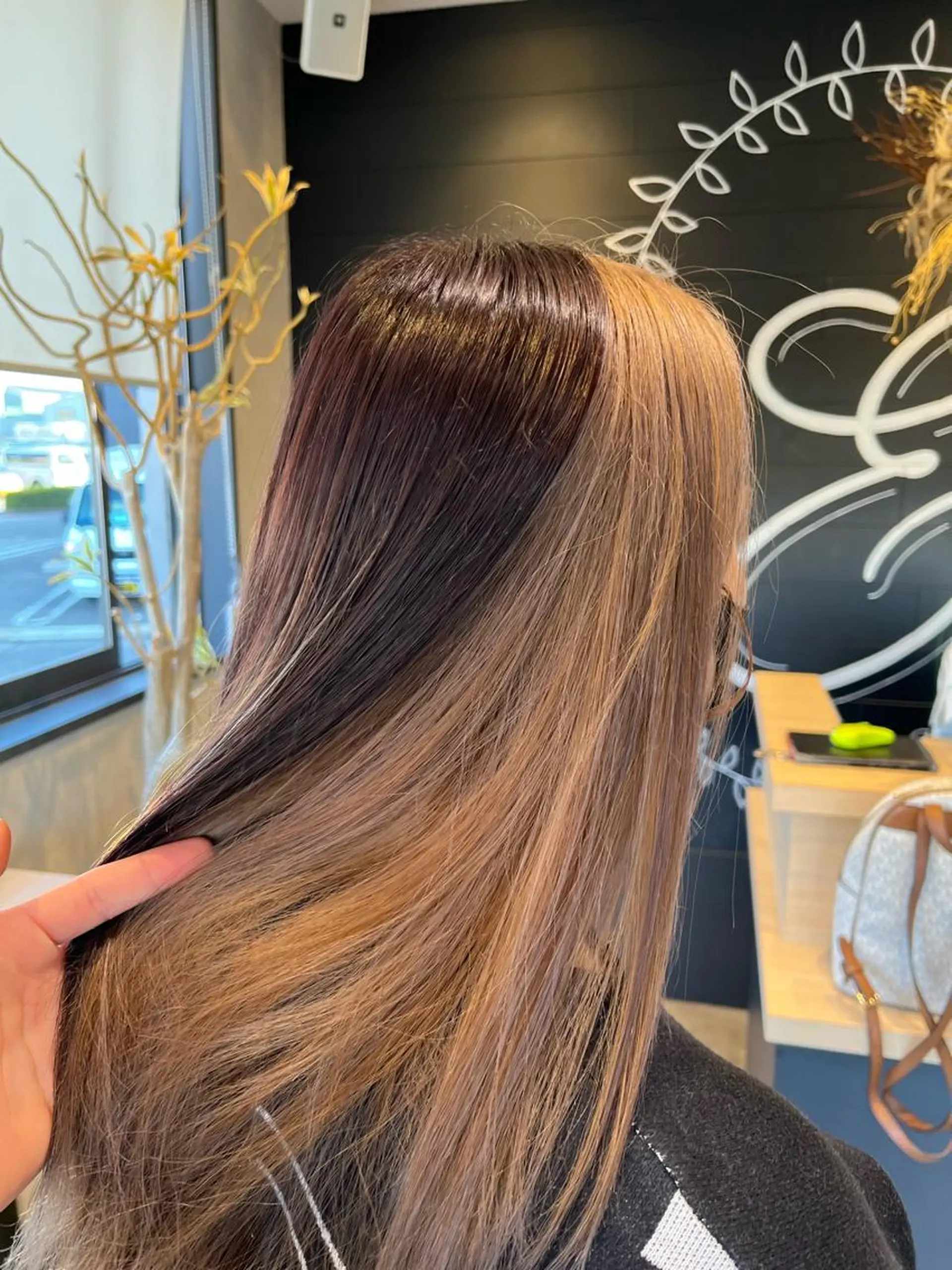 ロング カラー ミストバング  フェイスフレーミング 名古屋／デザイン／ ブリーチ/松井亮磨のヘアスタイル