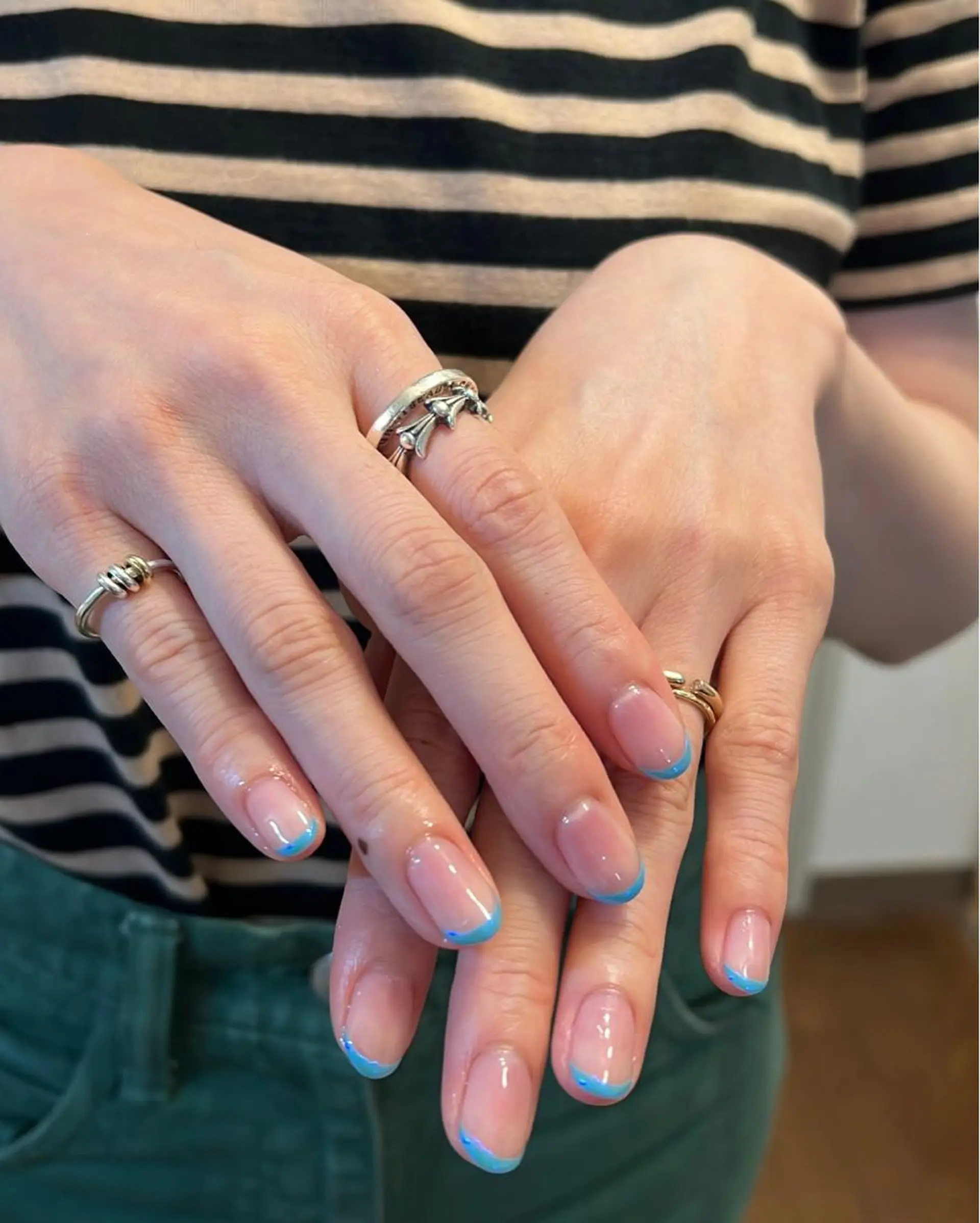 ネイル ミラーネイル ハンドネイル フットネイル ハンドケア Nes.Nail所属・Miyagi Asamiのネイルデザイン