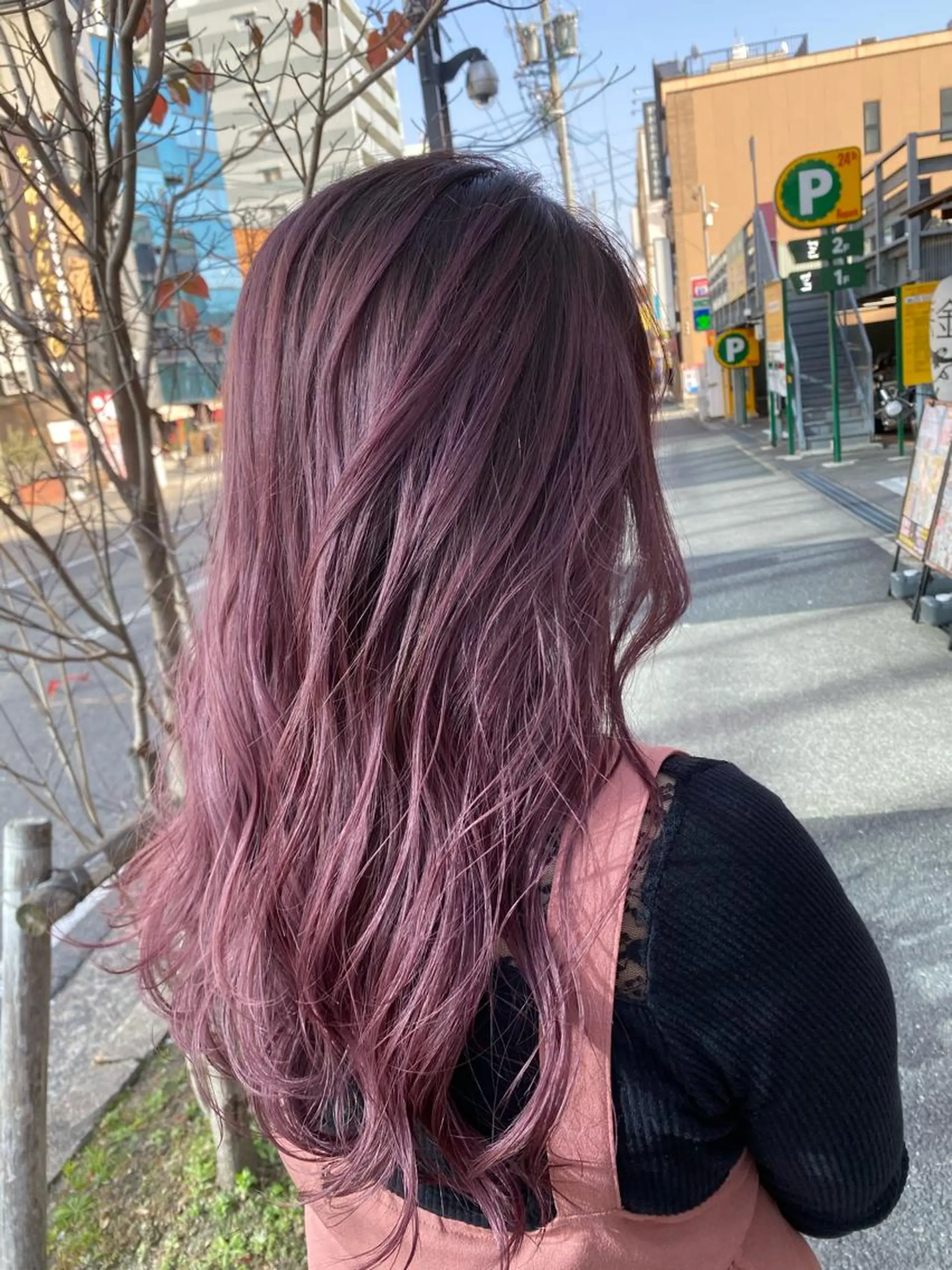 ロング レイヤーカット 🍀透明感抜群🍀/ ハイトーンカラーのヘアスタイル