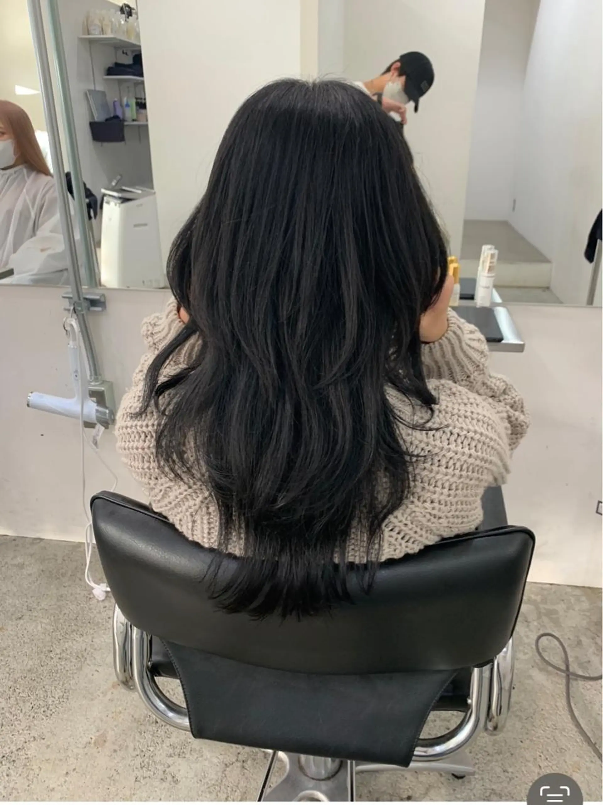 ロング 顔周りカット 韓国風ヘア レイヤーカット Anela所属・山中 友詩のヘアスタイル