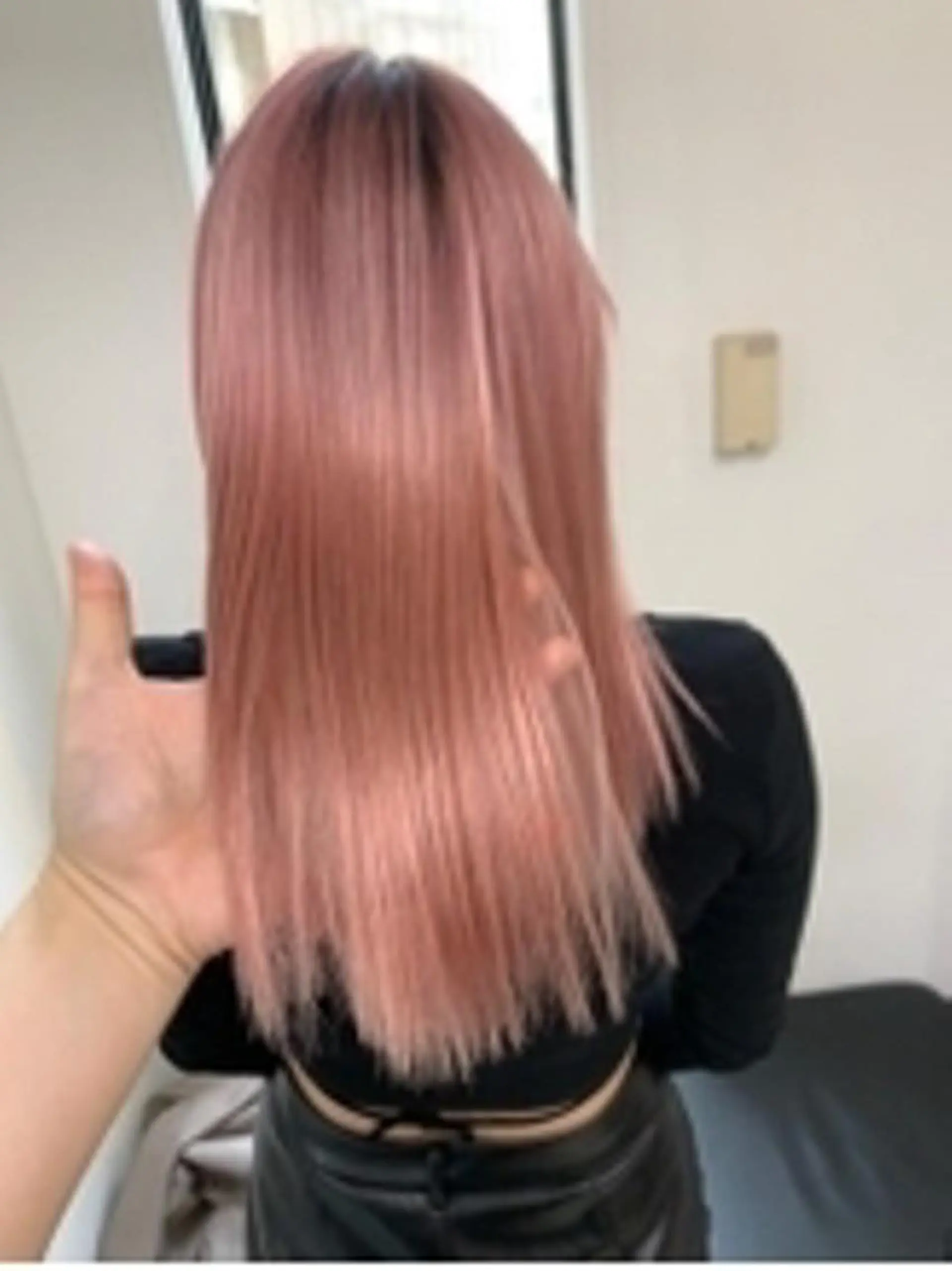 セミロング カラー 前田 桃花のヘアスタイル