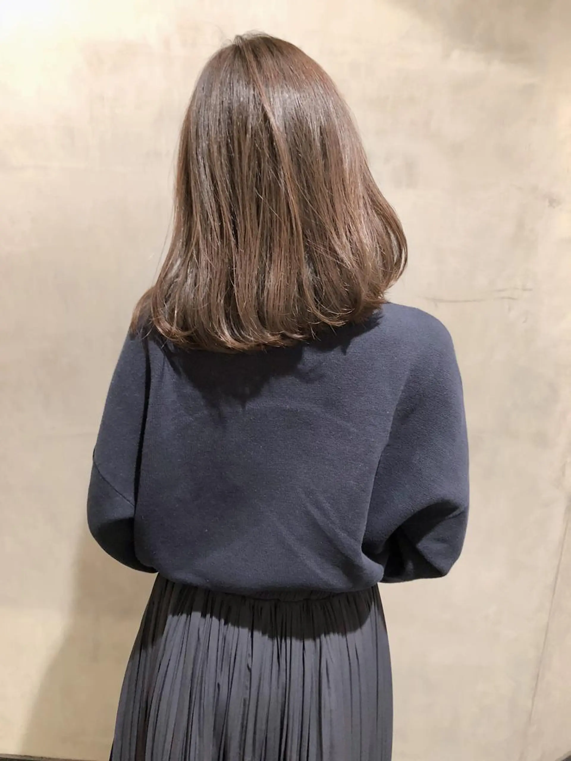 ミディアム カラー ベージュカラー 大西 直人のヘアスタイル