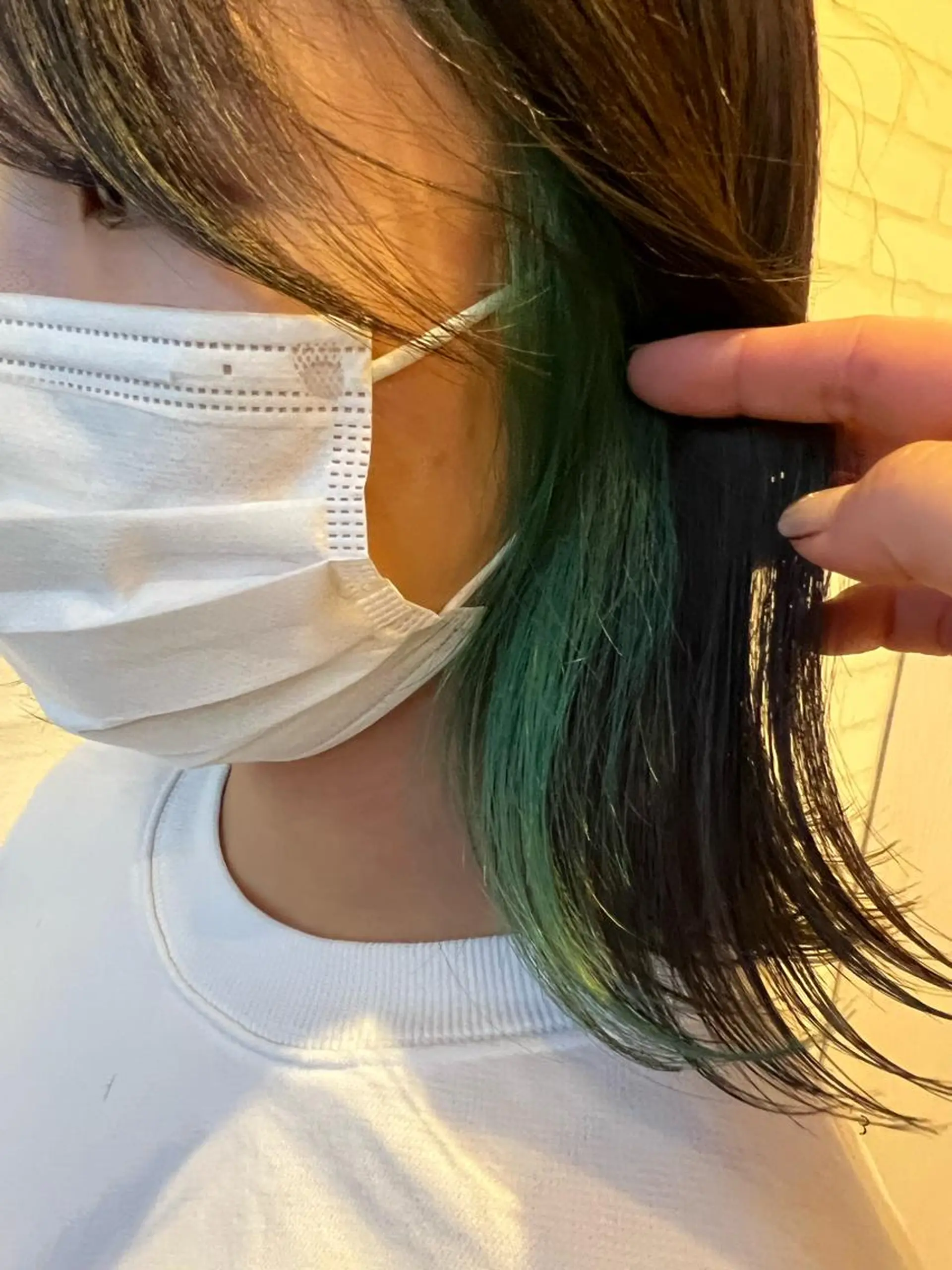 ショート カラー ヘアカラー 石崎 真維のヘアスタイル