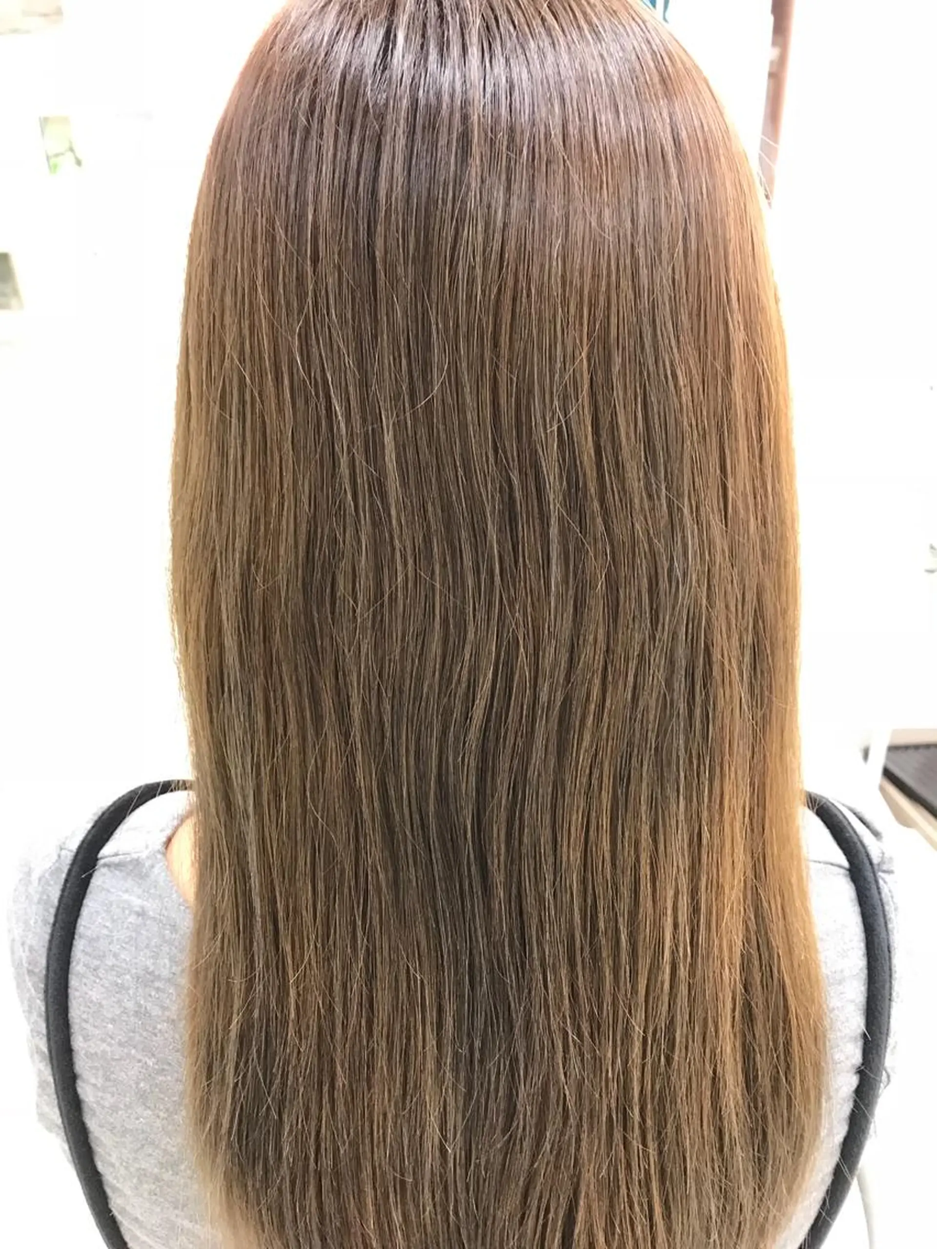 カラー 女性カットモデル 募集中店長　伊熊祐紀のヘアスタイル