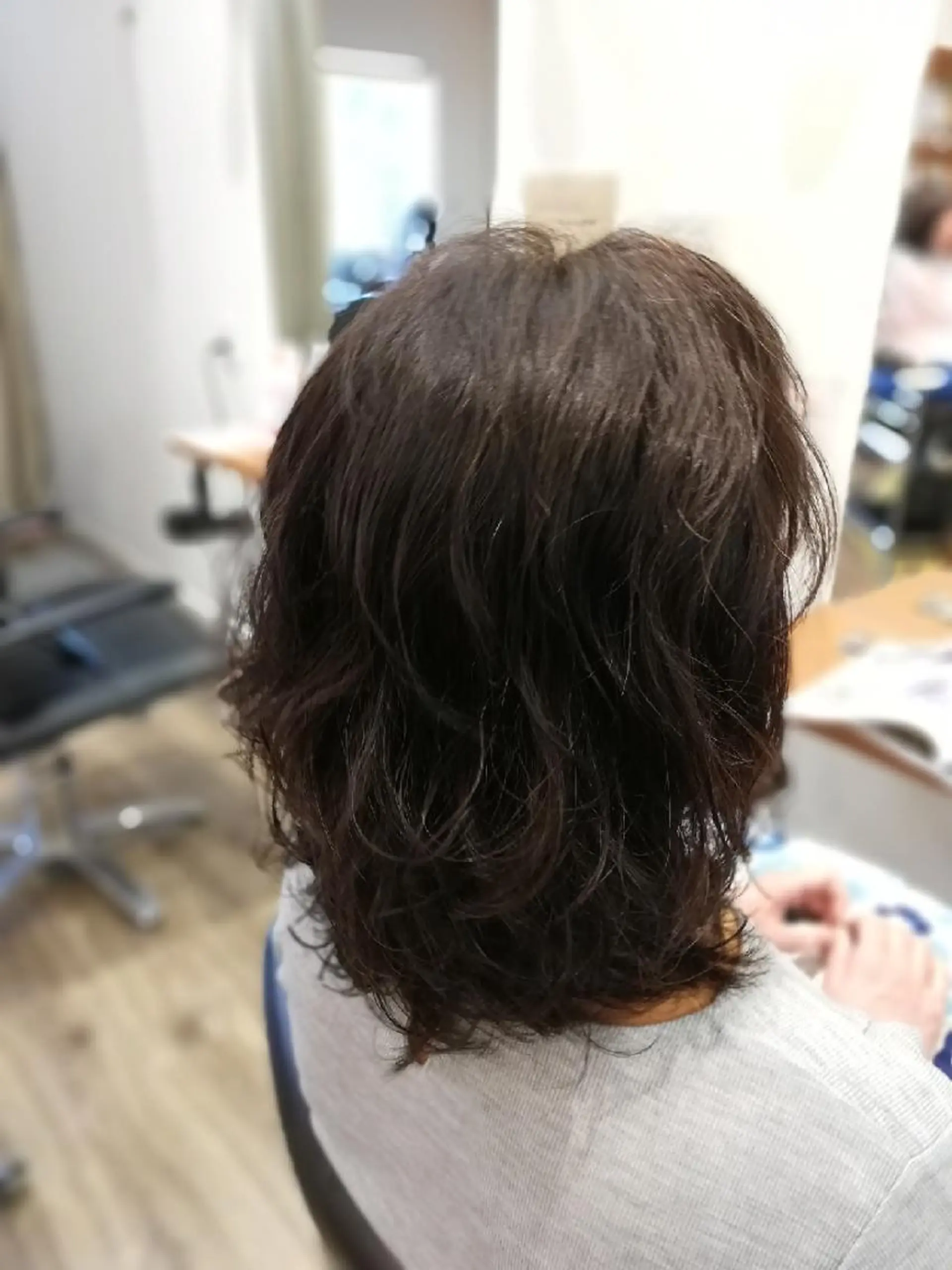 セミロング パーマ 北林 弘展のヘアスタイル