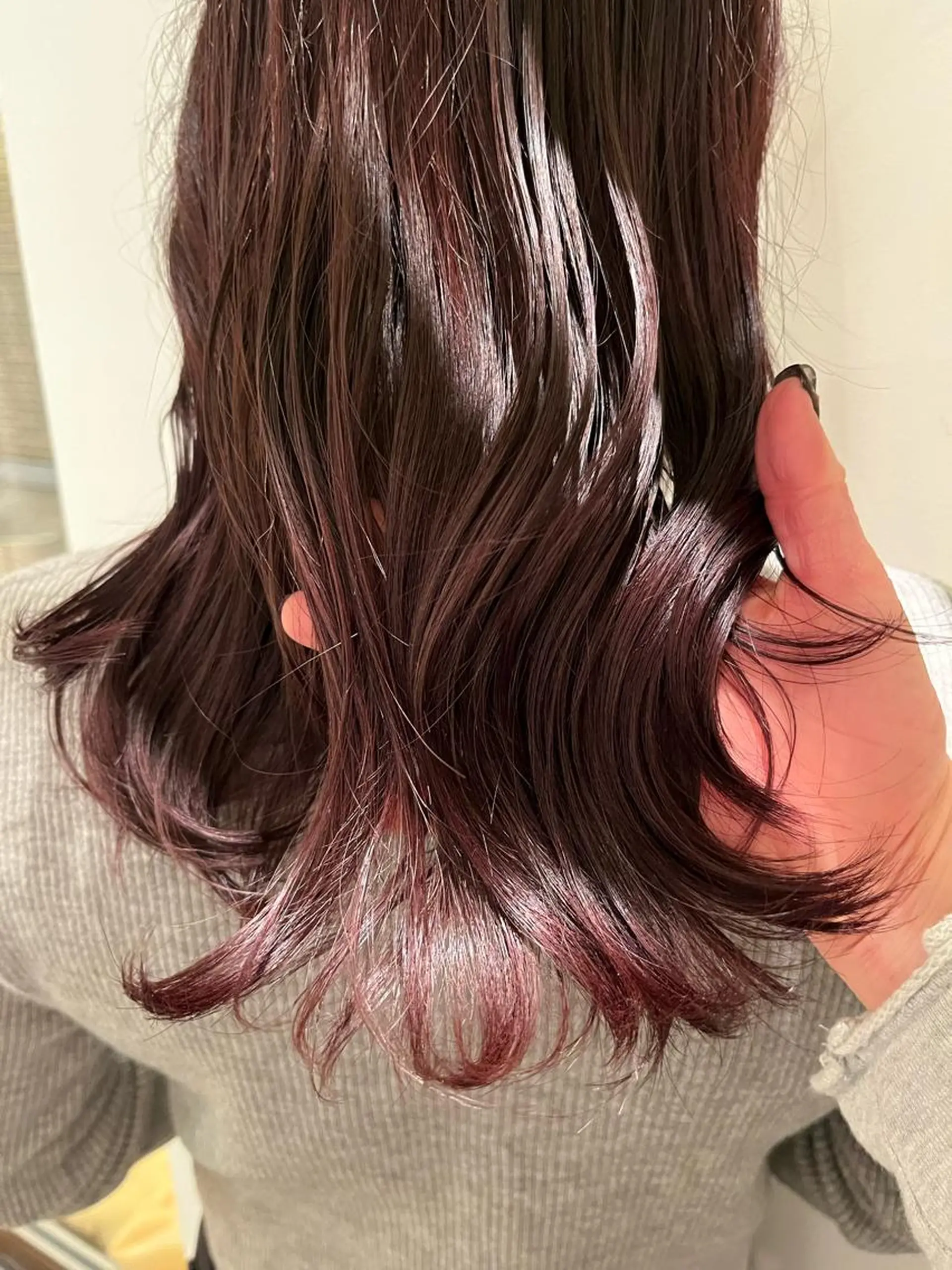 ミディアム カラー ブリーチ ブラウンカラー ラベンダーカラー ラベンダーブラウン ブリーチなしカラー ハイライトカラー /YUIのヘアスタイル