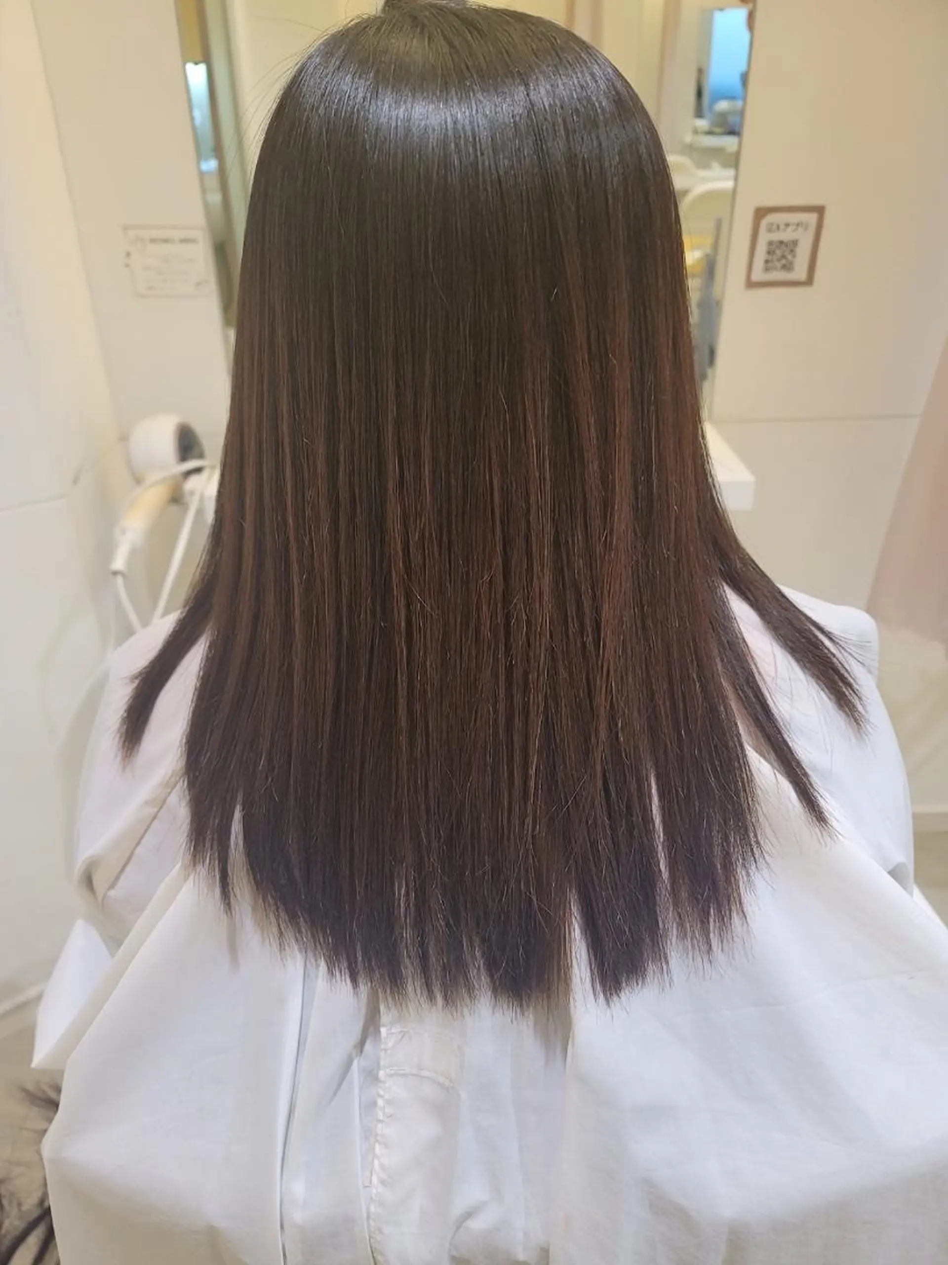 ロング 酸性ストレート カット 縮毛矯正 鈴木 翠のヘアスタイル