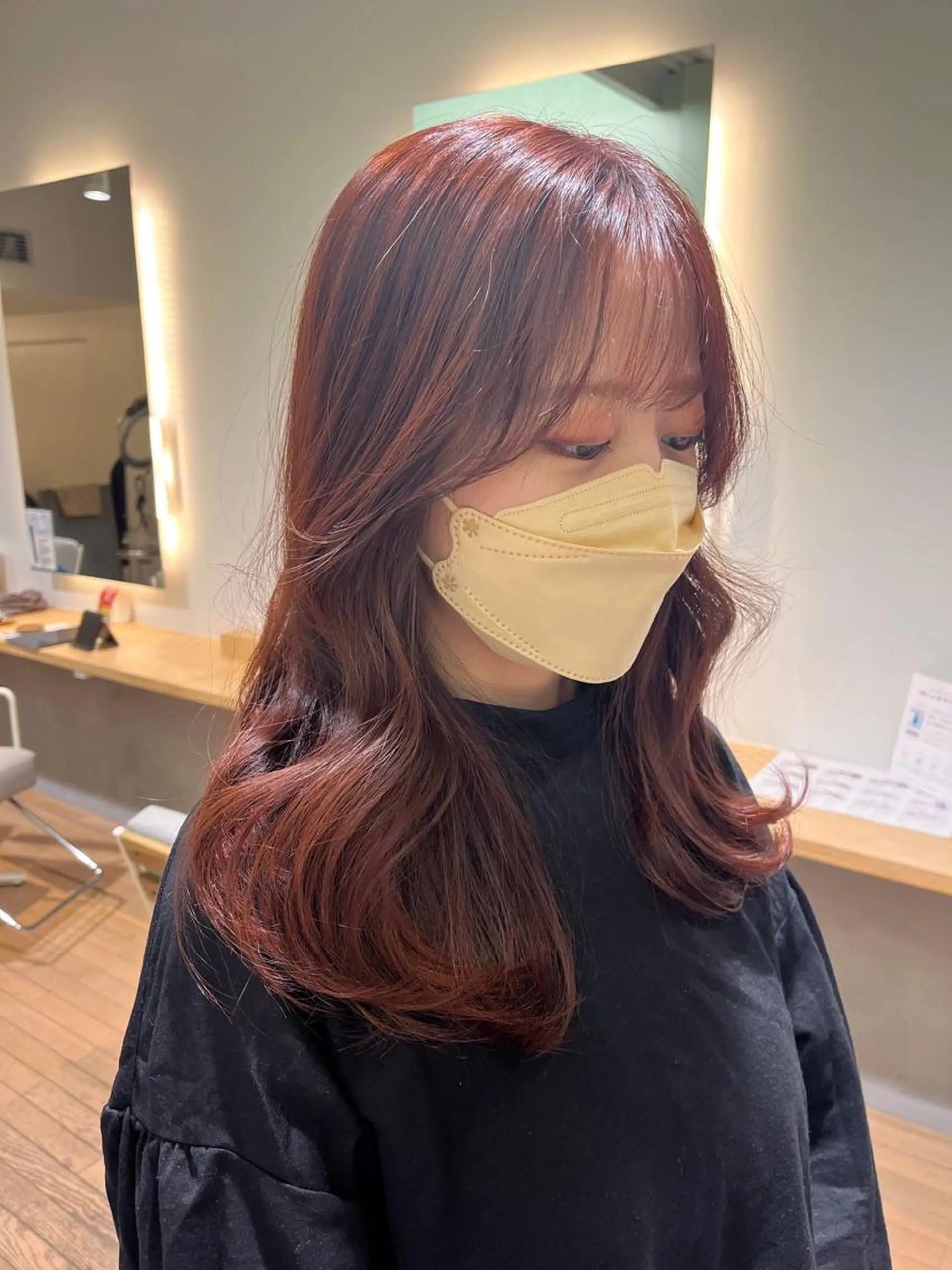 ロング カラー 村松 萌のヘアスタイル
