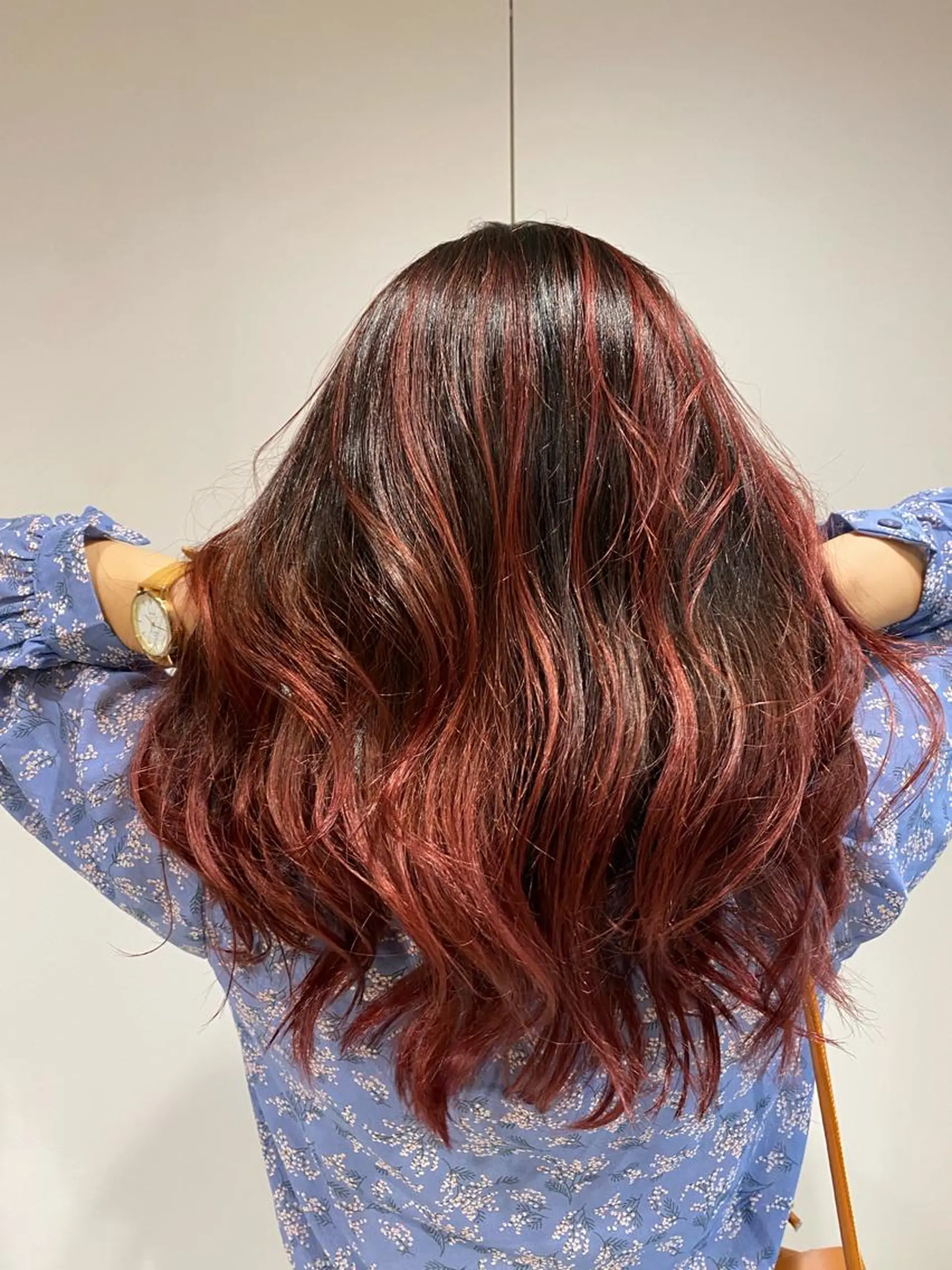 セミロング カラー バレイヤージュ レイヤーカット カット ヘアカラー sweet  自由が丘所属・髪質改善推し 巽のヘアスタイル