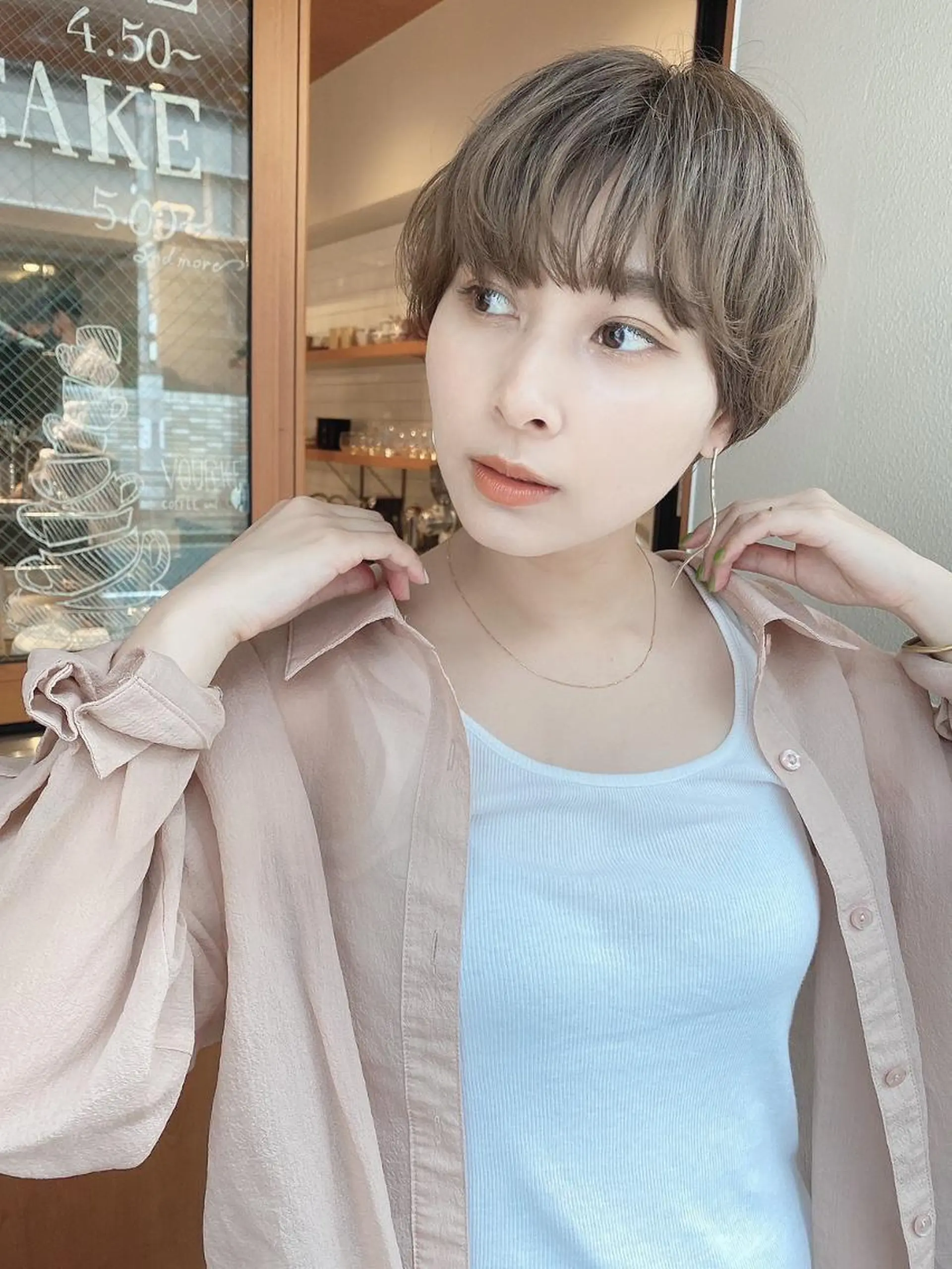 セミロング 似合わせカット 小顔カット トリートメント ⭐️Shelter by TOKYO⭐️のヘアスタイル