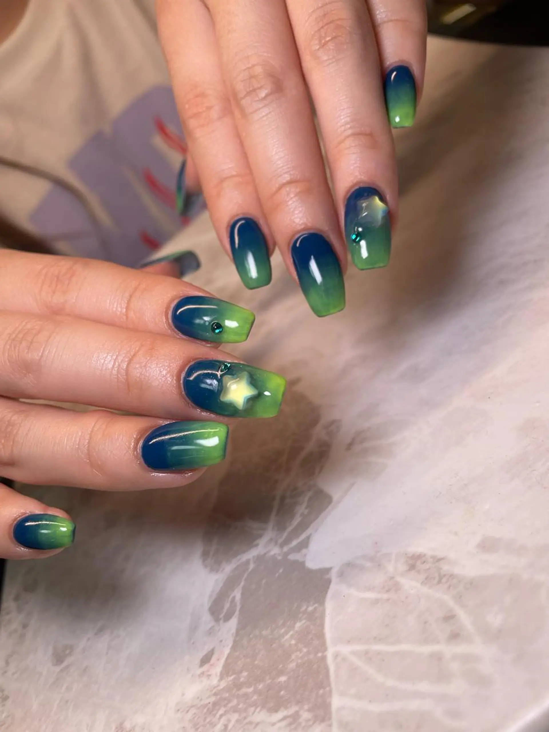 ネイル ハンドネイル YOUTH nails waxing所属・YOUTH natsumiのネイルデザイン