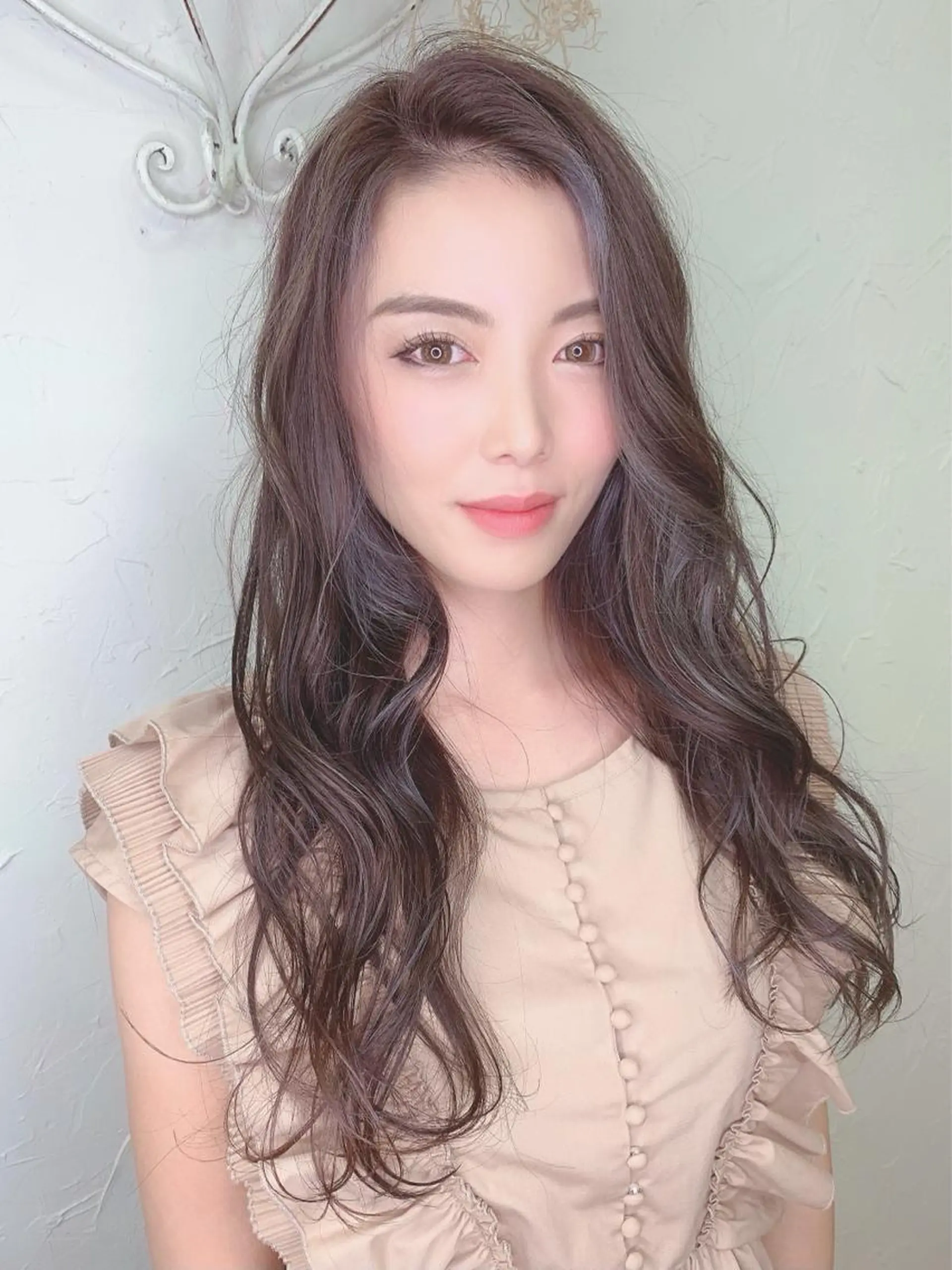 ロング ハイライト 深沢 秀のヘアスタイル