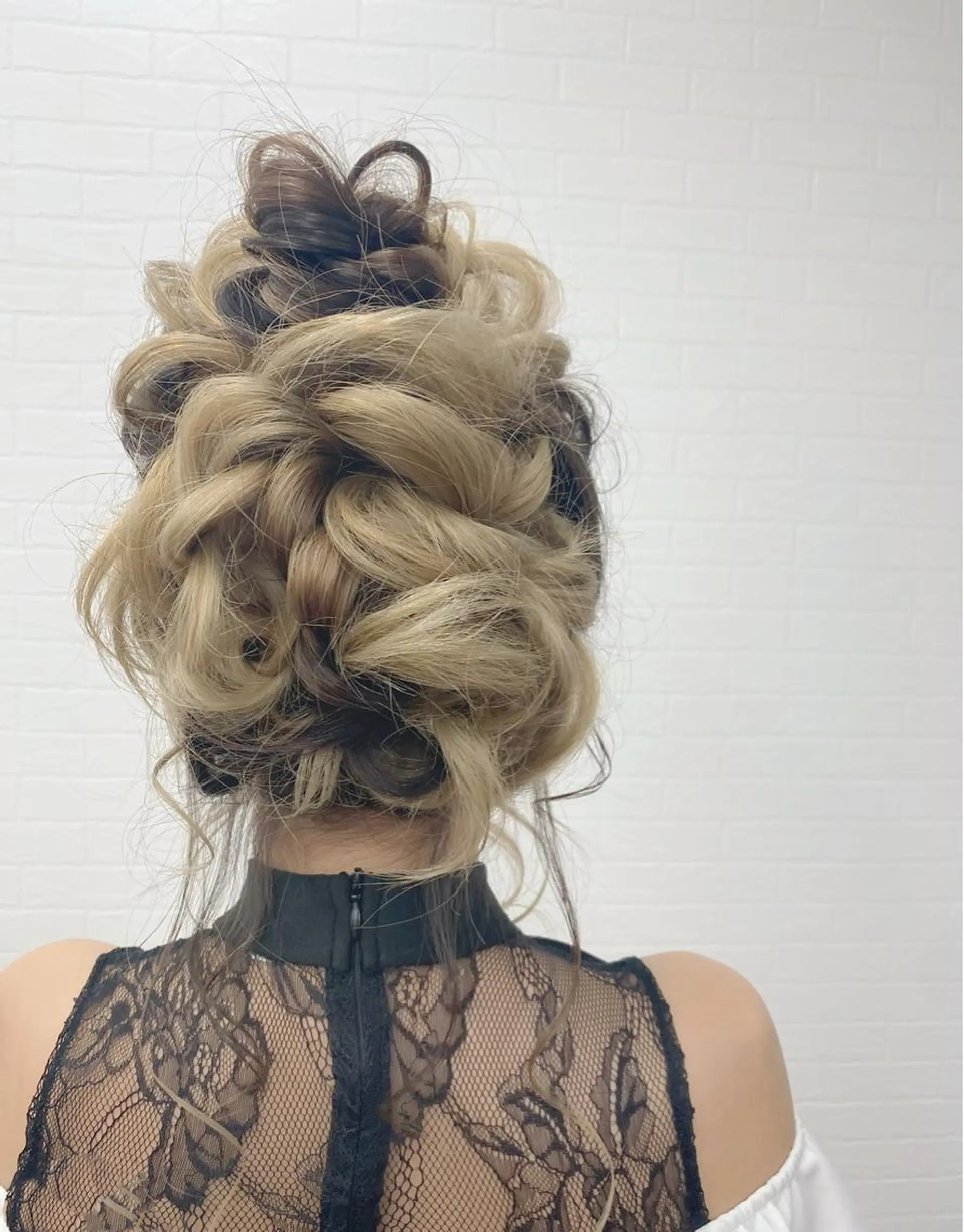 ロング ヘアアレンジ お団子ヘア ヘアセット GRANLUSSO 〜グランルッソ駅前店所属・木口 嘉美のヘアスタイル