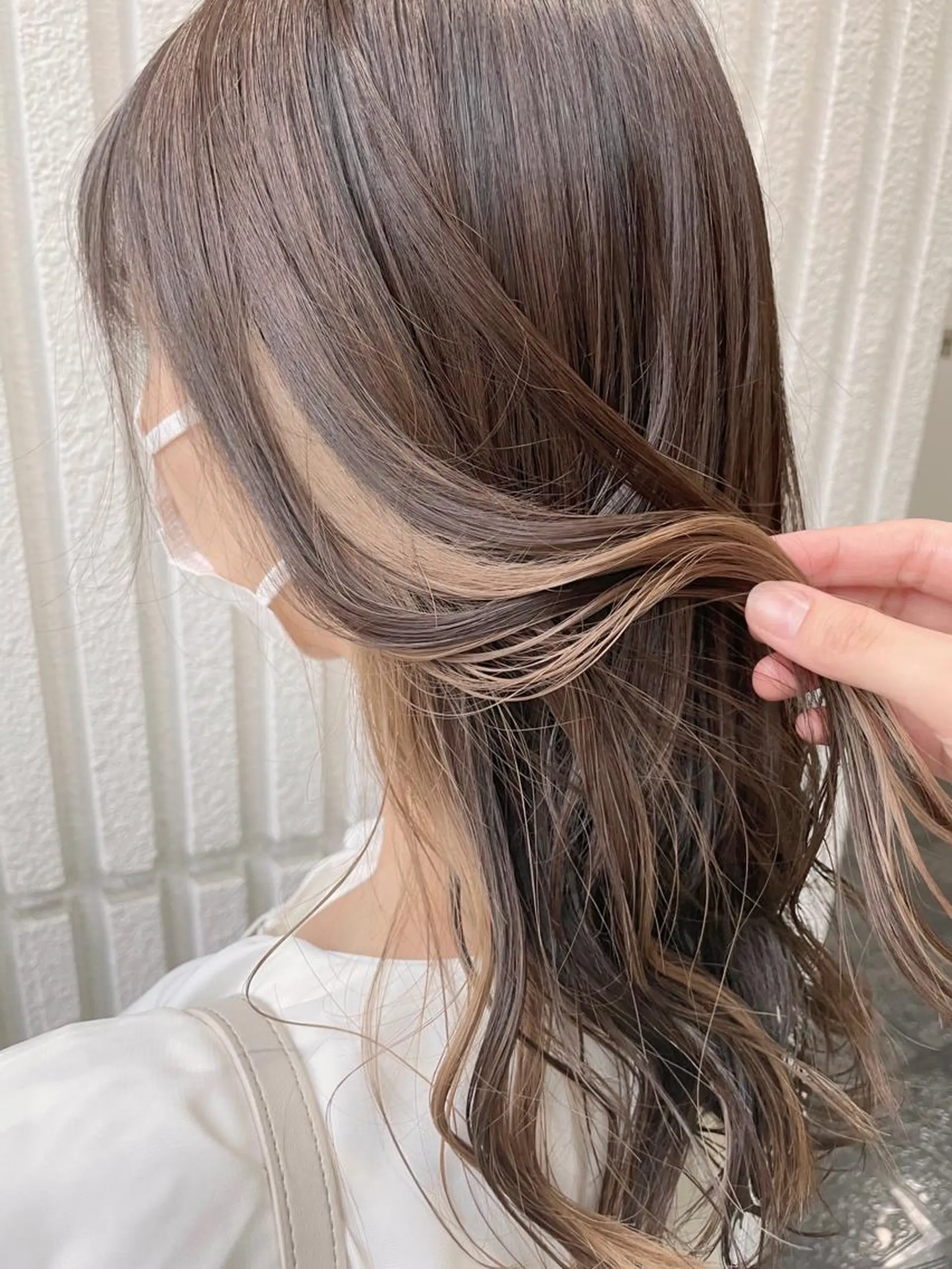 ロング カラー ベージュカラー イヤリングカラー ヘアカラー 🎀菊池ほのか🎀 girlystyleのヘアスタイル