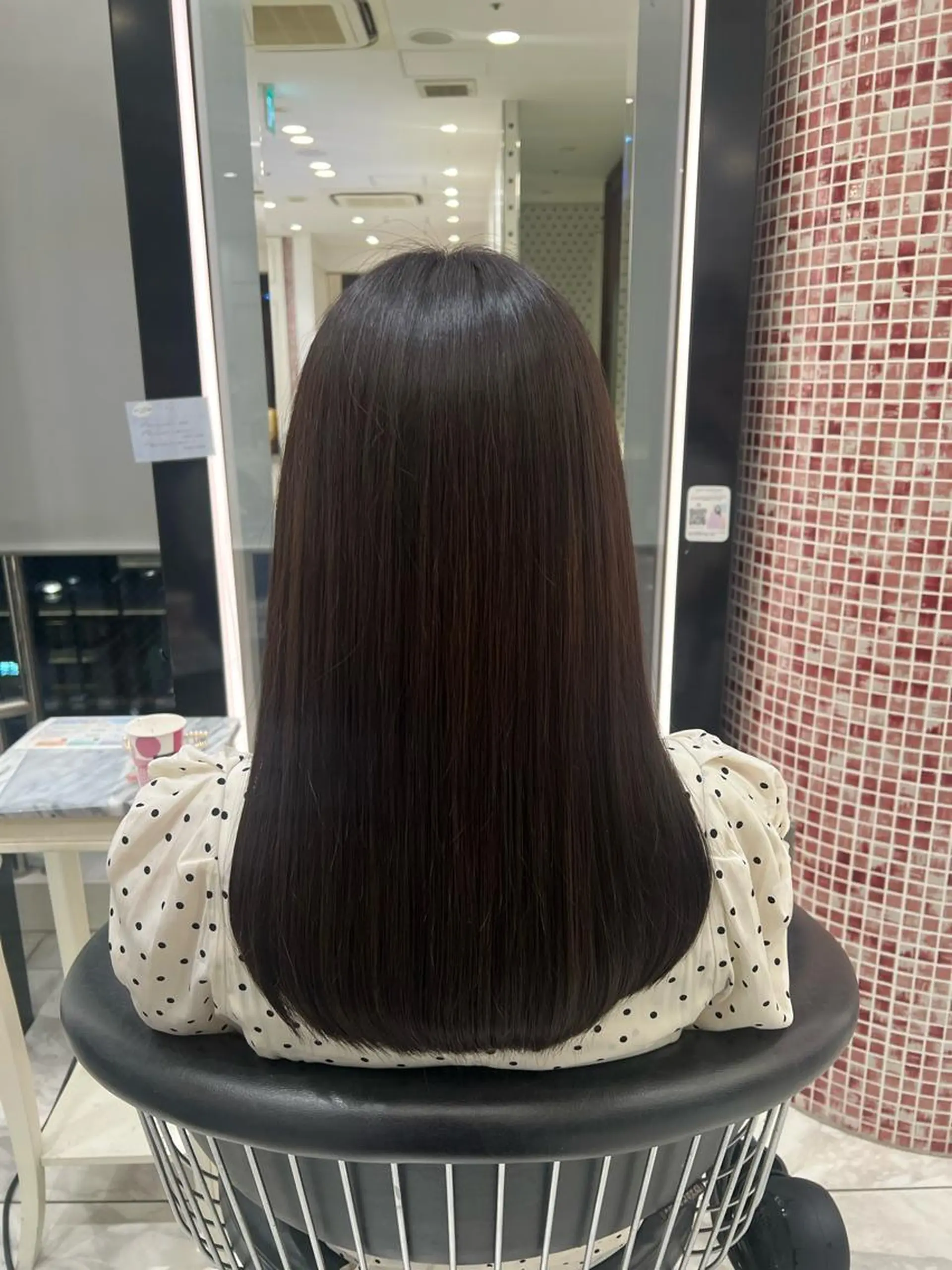 セミロング カラー 顔周り/透明感 🤍銀座RINOSEのヘアスタイル