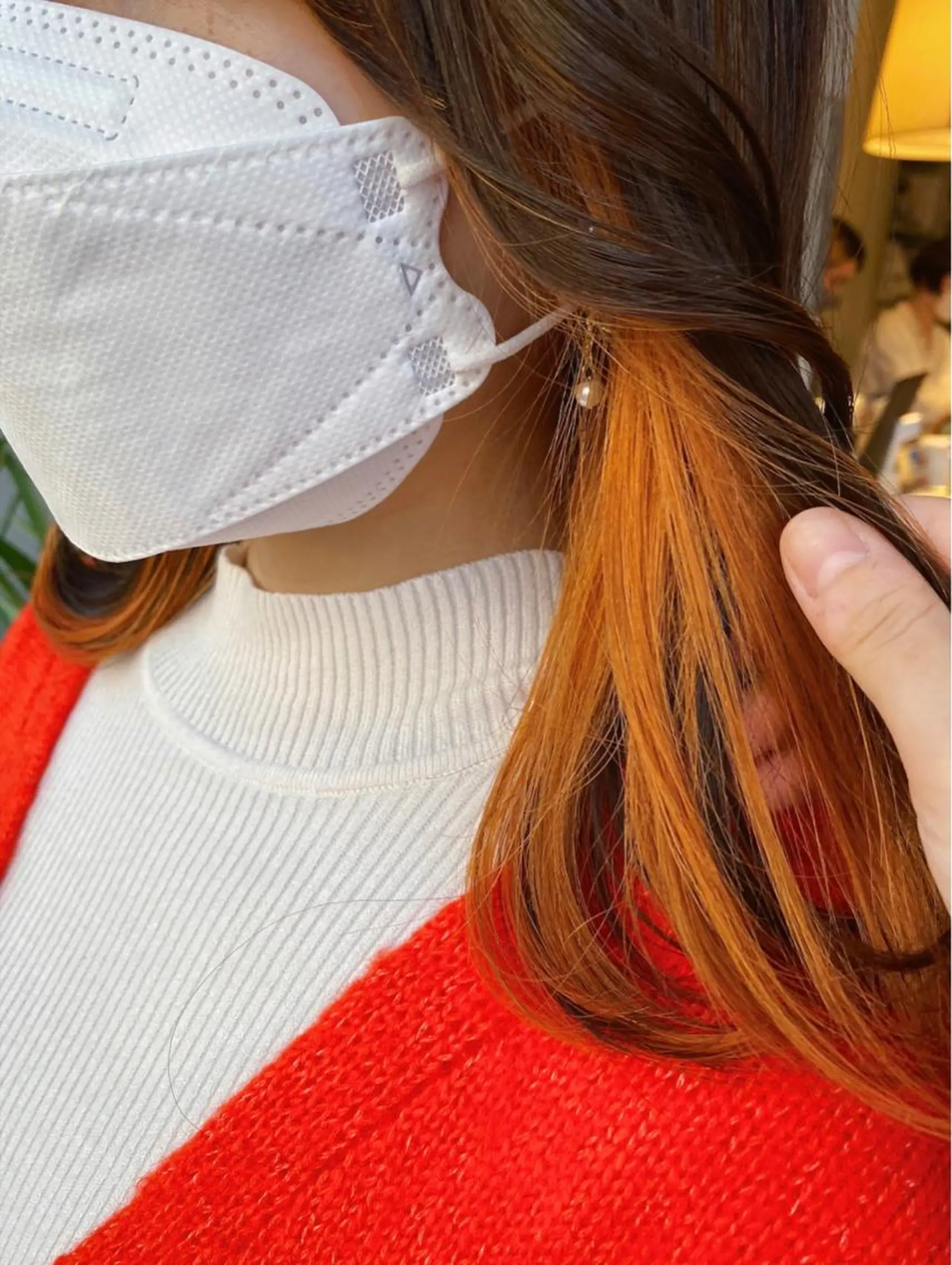 セミロング カラー 塩澤 榛奈のヘアスタイル