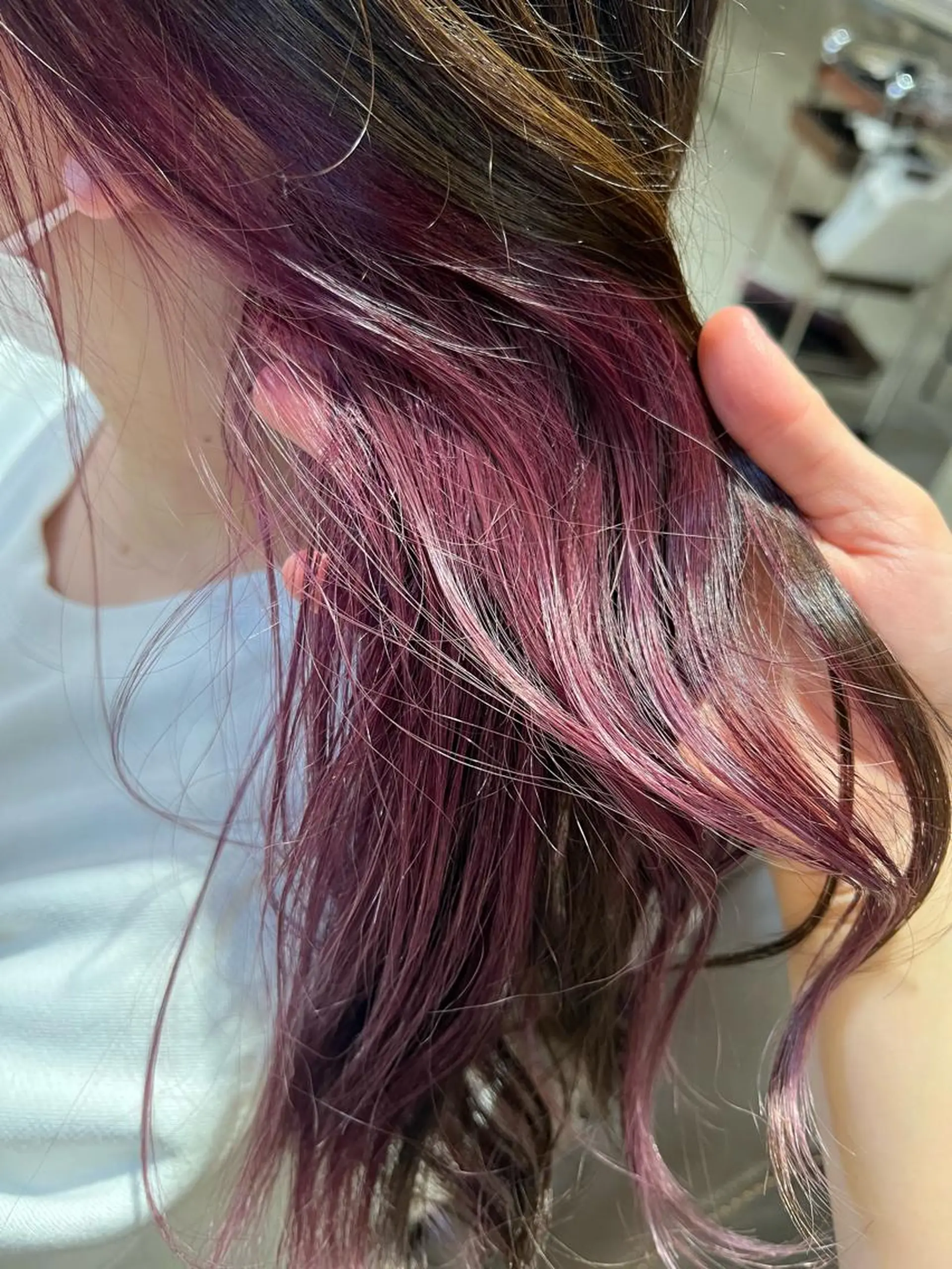 セミロング カラー ヘアアレンジ インナーカラー ピンクカラー パープルカラー バイオレットカラー ヘアカラー トリートメント hair  bh.maara所属・bh.maara デザイン／ハイトーンのヘアスタイル