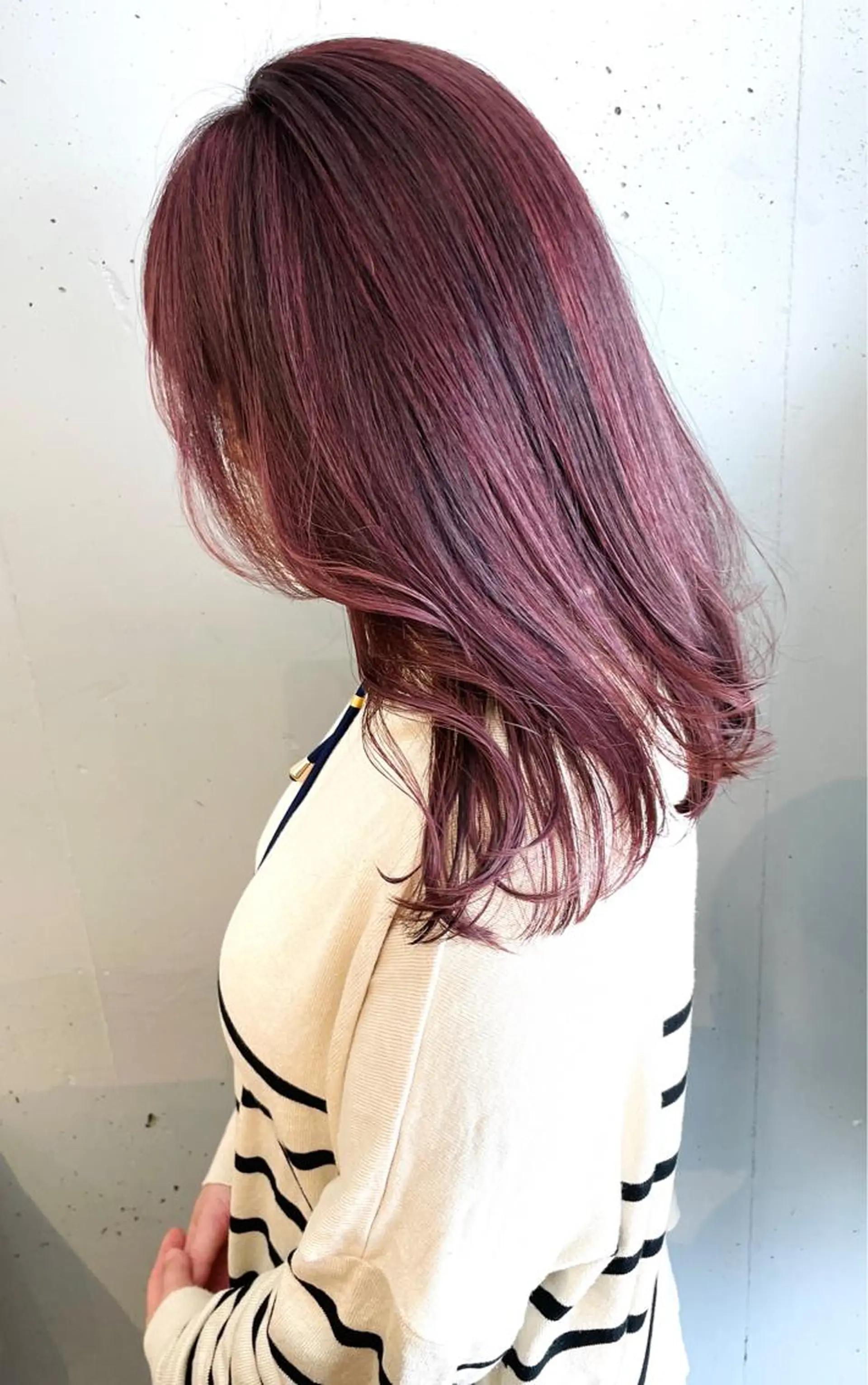 セミロング カラー ZOA classic hair所属・東 みのりのヘアスタイル