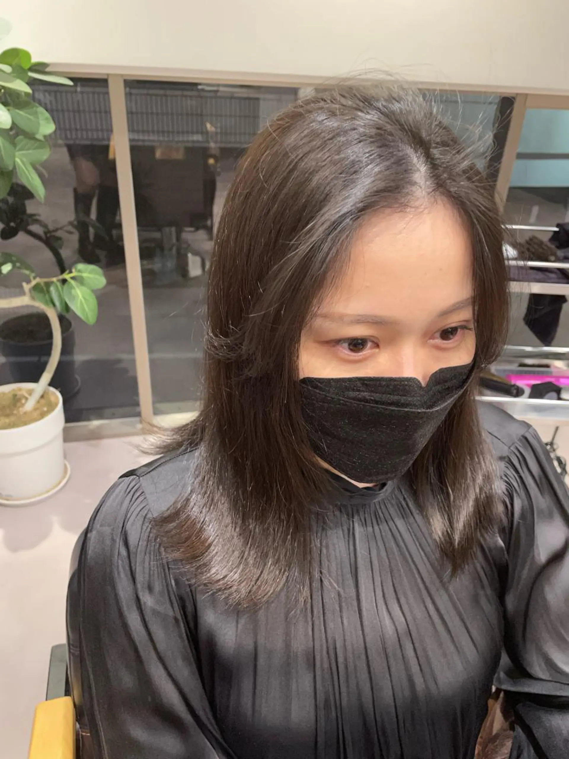 セミロング カット ヘアカラー トリートメント 韓国風/オシャレ /縮毛矯正/滝口琴未のヘアスタイル