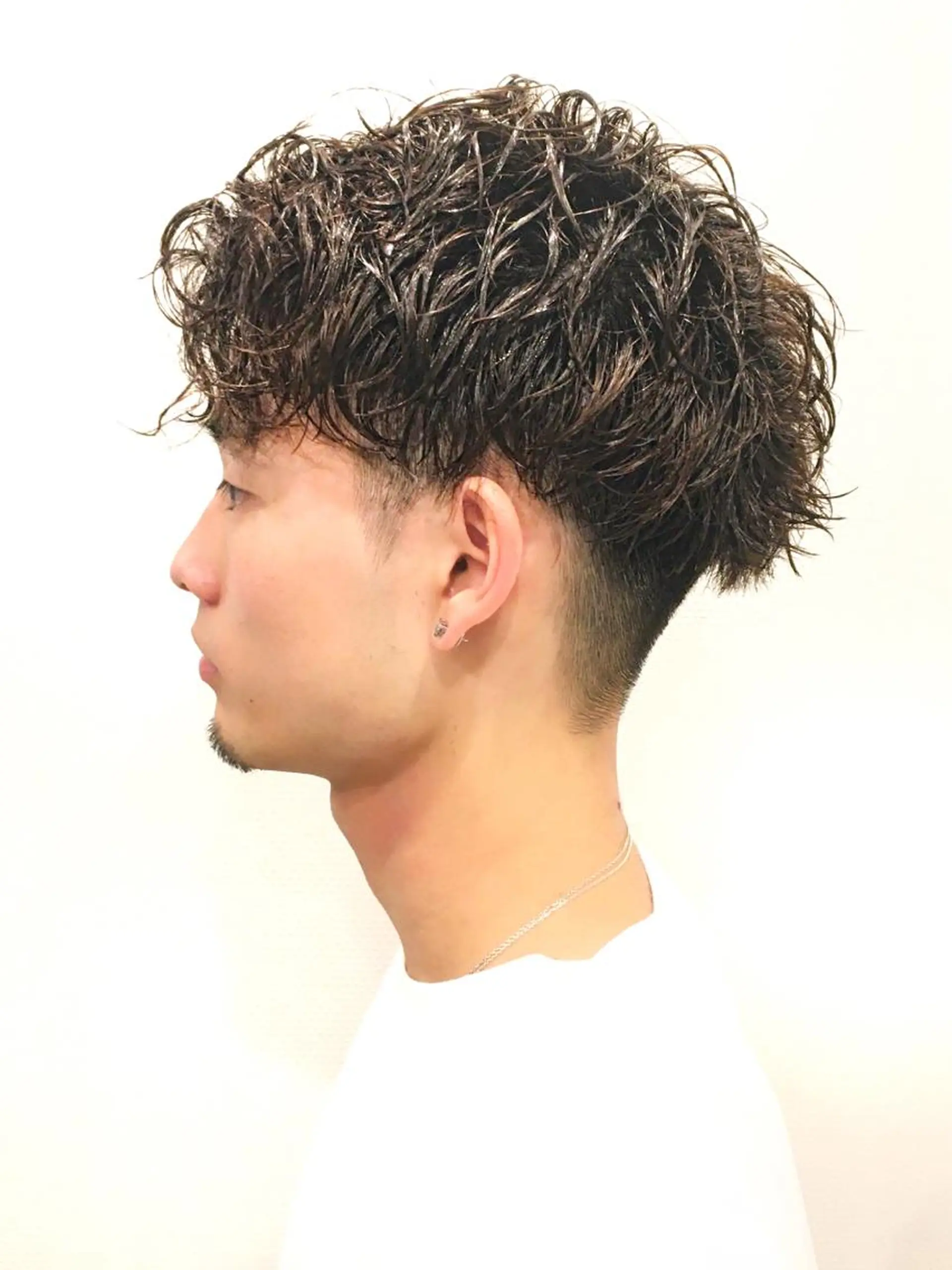 ミディアム ゼロスバーバーショップ所属・予約1000件超 ✨メンズパーマのヘアスタイル