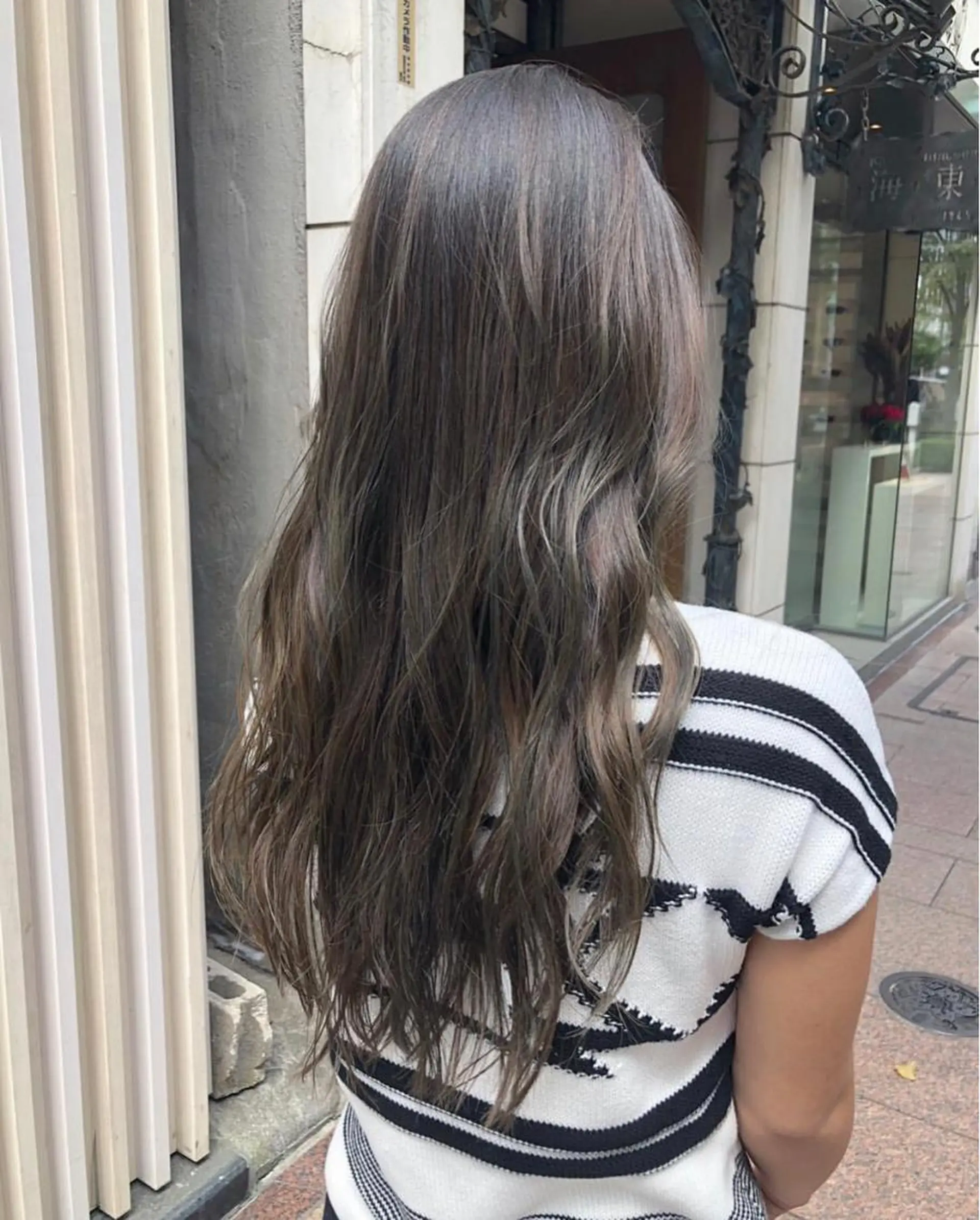 ロング ハイライト レイヤーカット salowin 原宿 aroa所属・韓国／ハッシュカット ／透明感カラー／金野のヘアスタイル