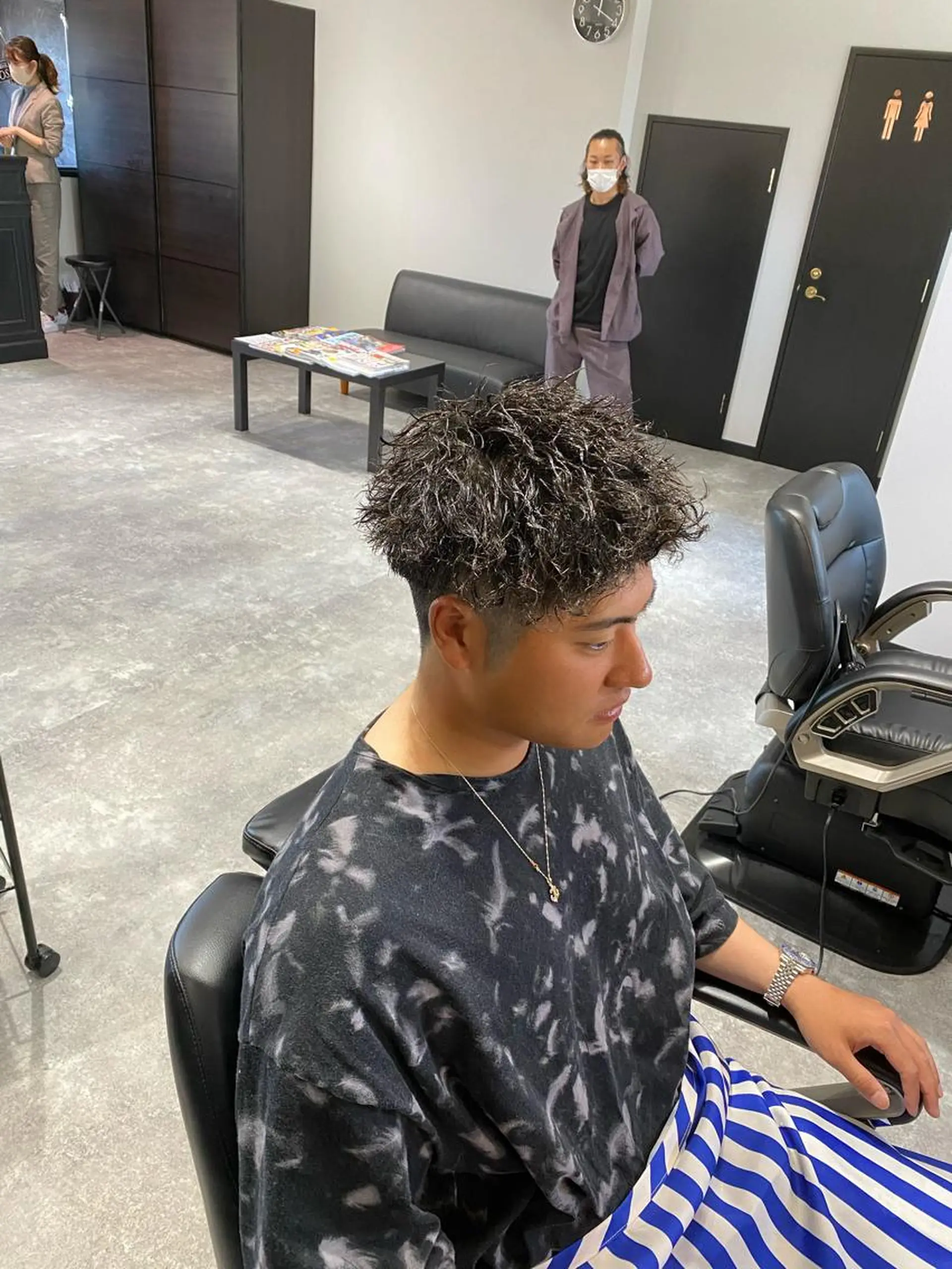 ショート パーマ メンズ パーマ 前田賢生 ご新規様はNGのヘアスタイル