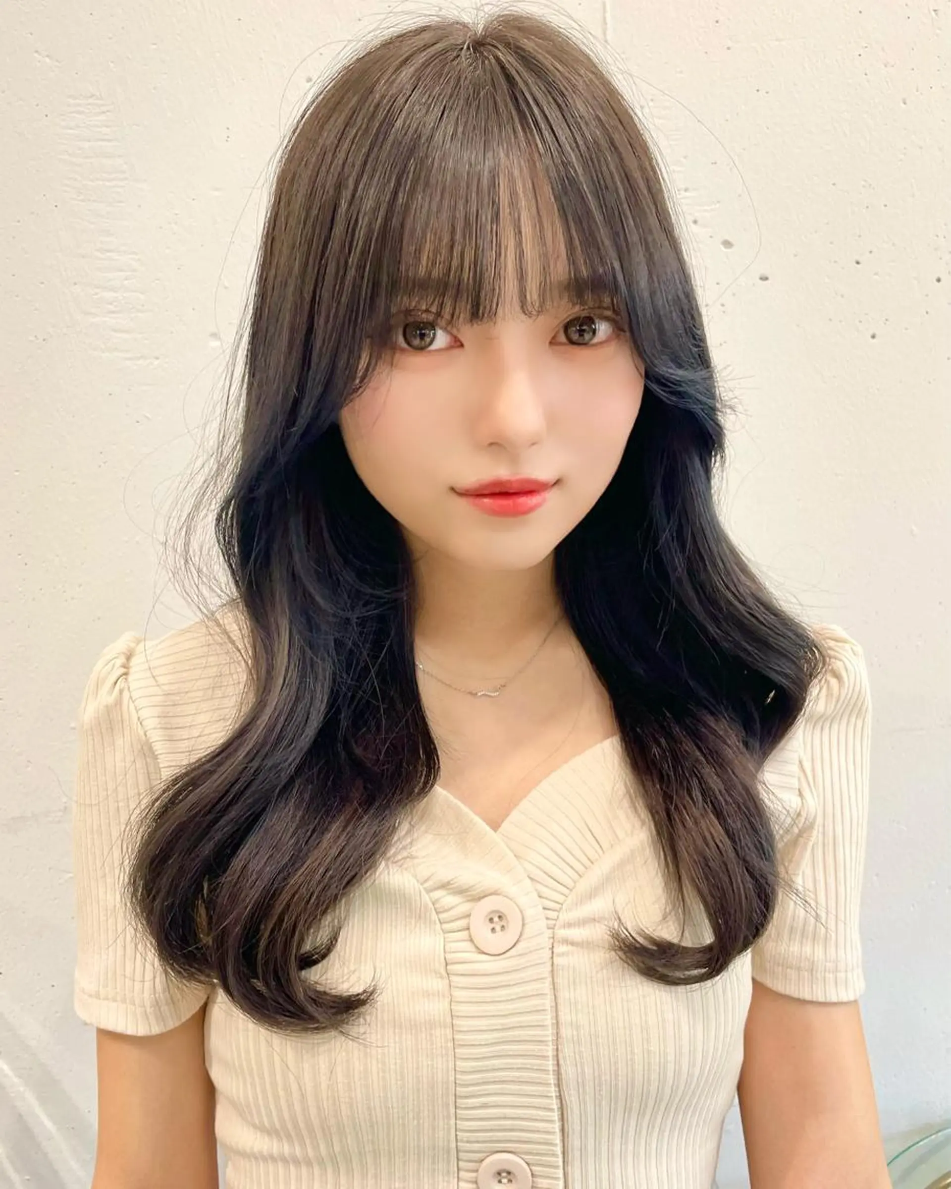 セミロング カラー 透明感カラー くびれヘア 学生 髪質改善 ヨシンモリ 韓国ヘア🤍顔周り/ 髪質改善✨/林遼一郎のヘアスタイル