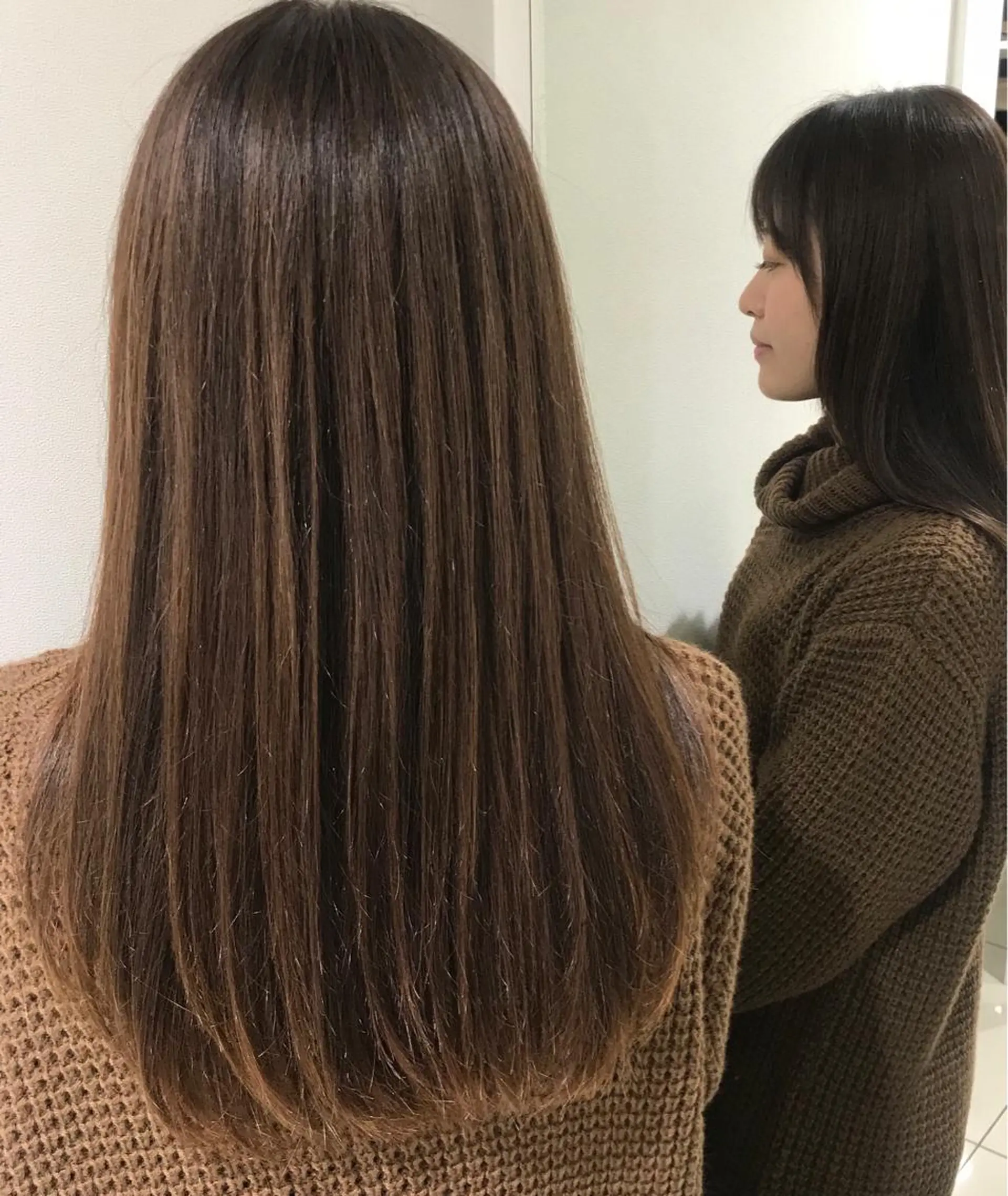 ロング ハイライト ヘアカラー トリートメント ヘッドスパ 近 紗理奈のヘアスタイル