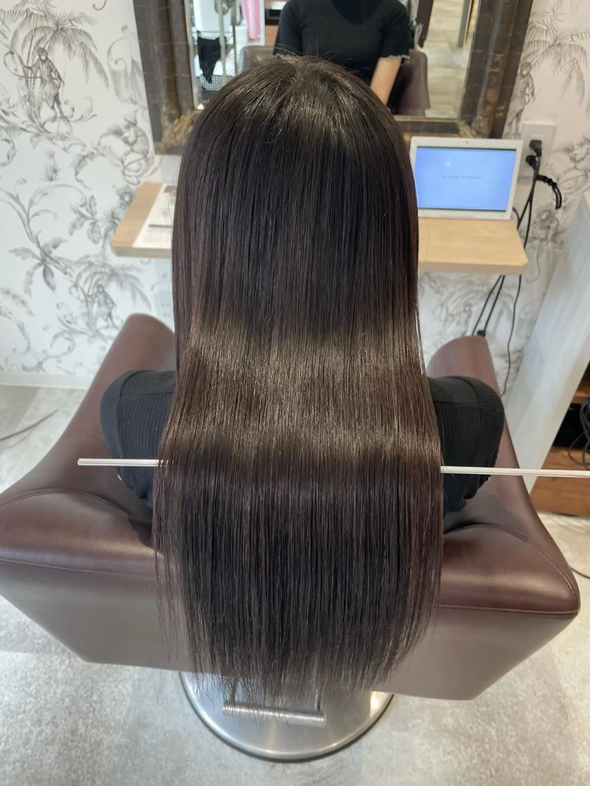 ロング レイヤーカット 縮毛矯正◽️河野泰貴のヘアスタイル