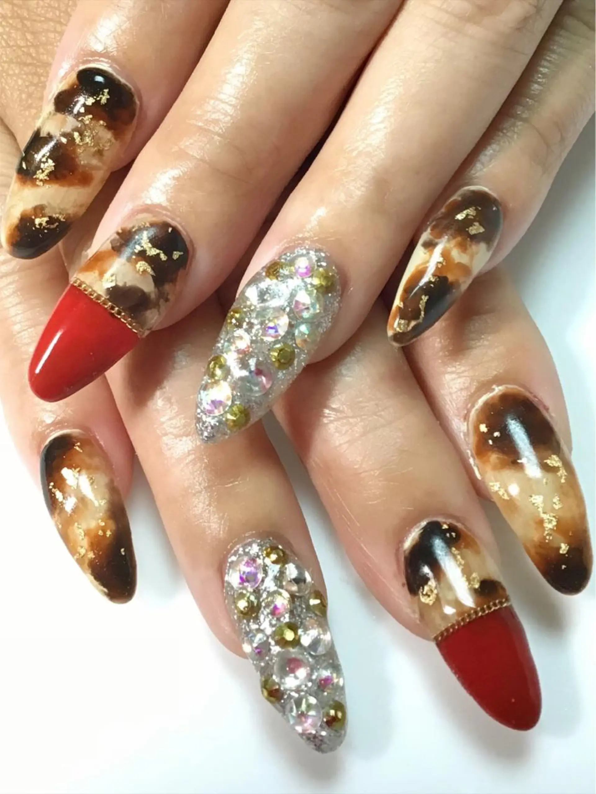 ロング カラー ネイル ボルドーカラー ブラウンカラー ボルドー ブラウン フレンチネイル ハンドネイル CITRAtotal beautyのネイルデザイン