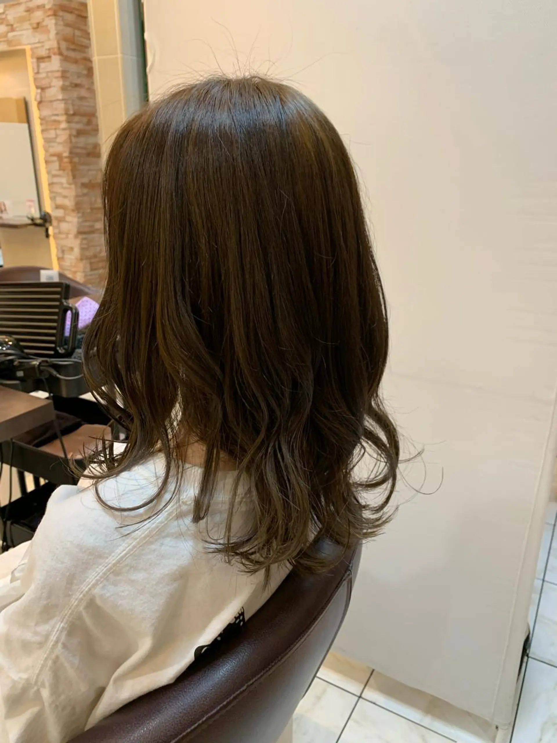 セミロング 千葉 香奈のヘアスタイル