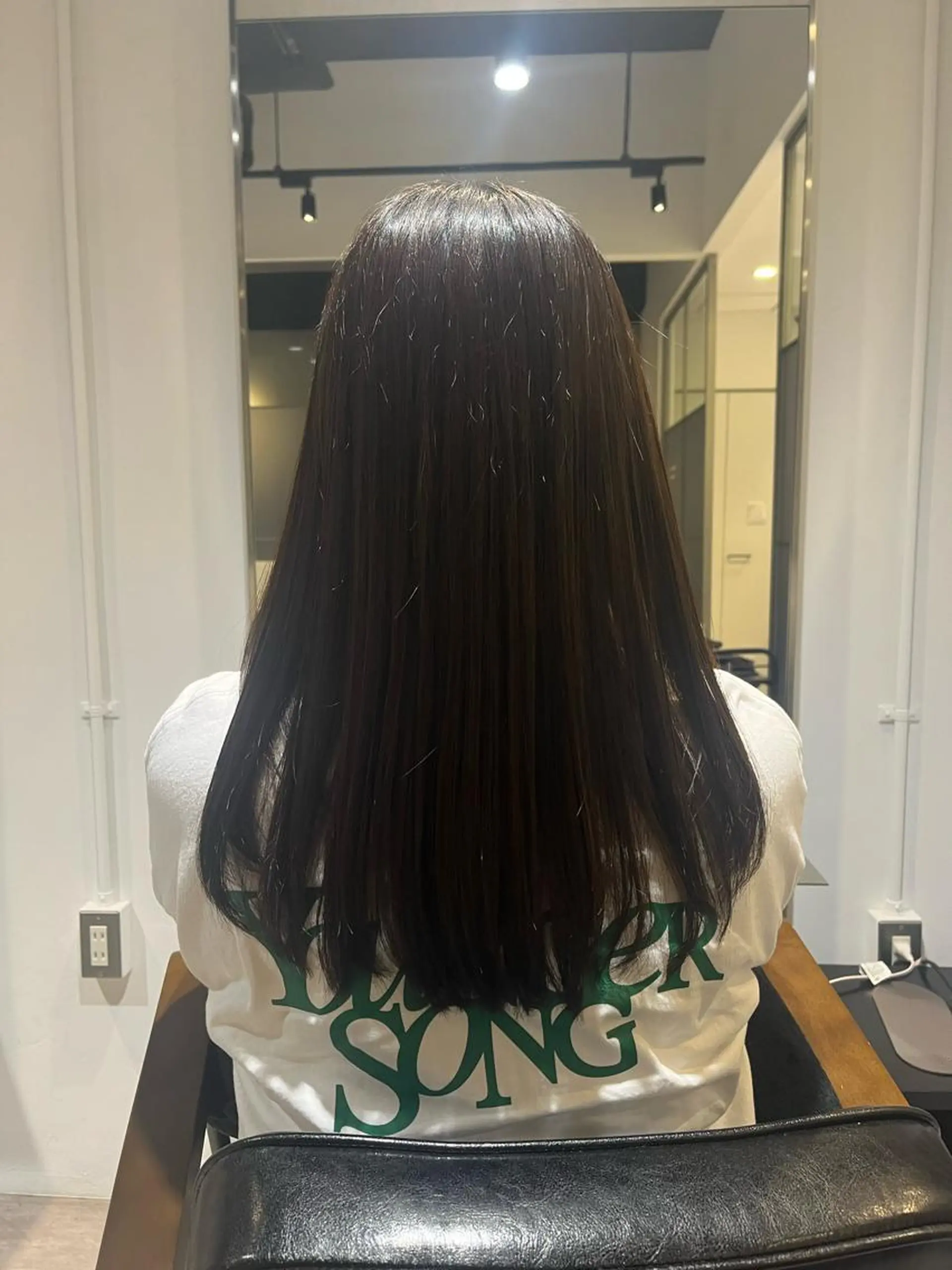 ロング カラー ダークグレー ダークグレージュ グレージュ カット ヘアカラー トリートメント 🌈透明感カラー🌈 🌟吉田祐介🌟のヘアスタイル