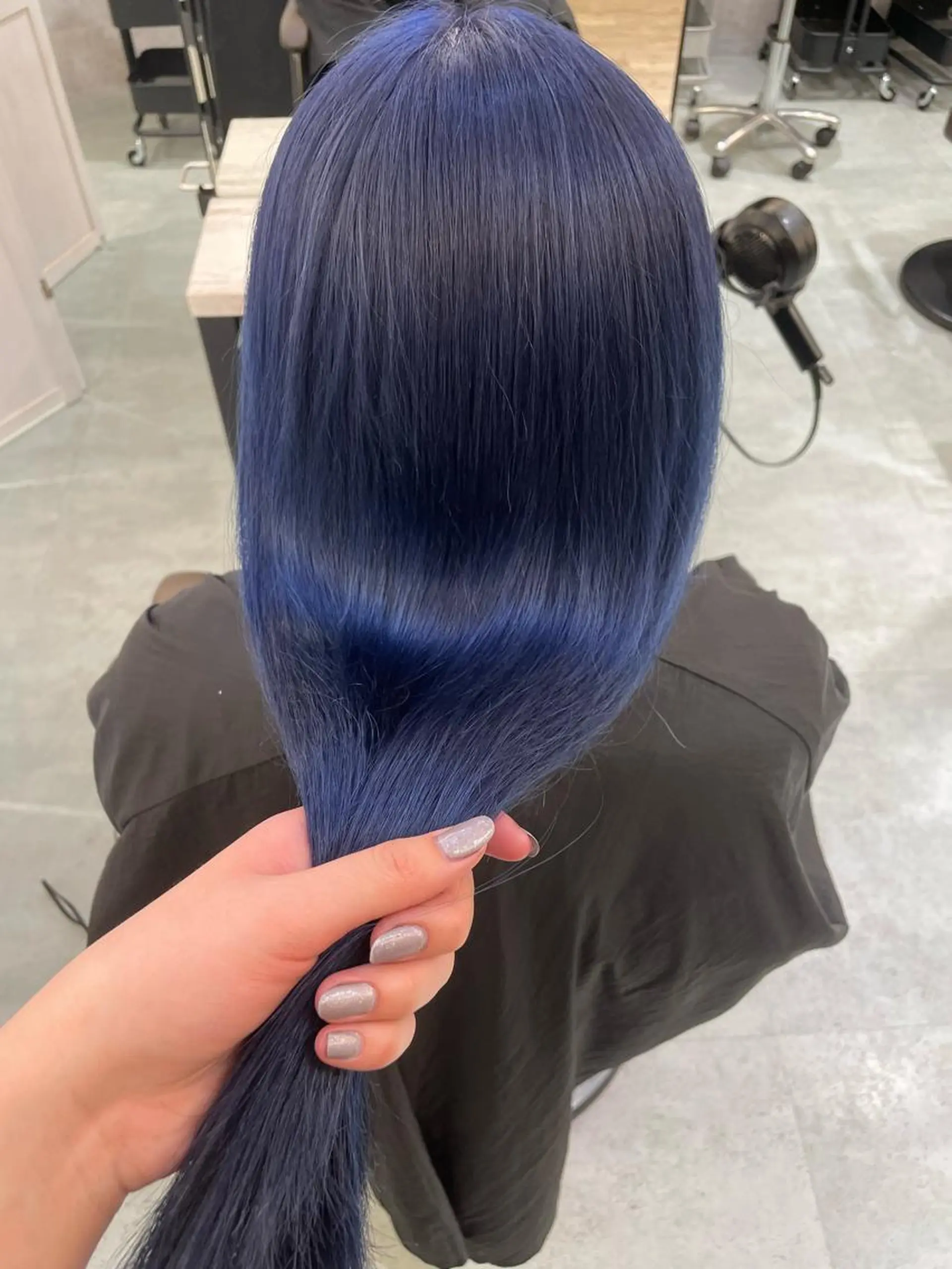 セミロング ♡似合わせハイトーン ♡maiのヘアスタイル