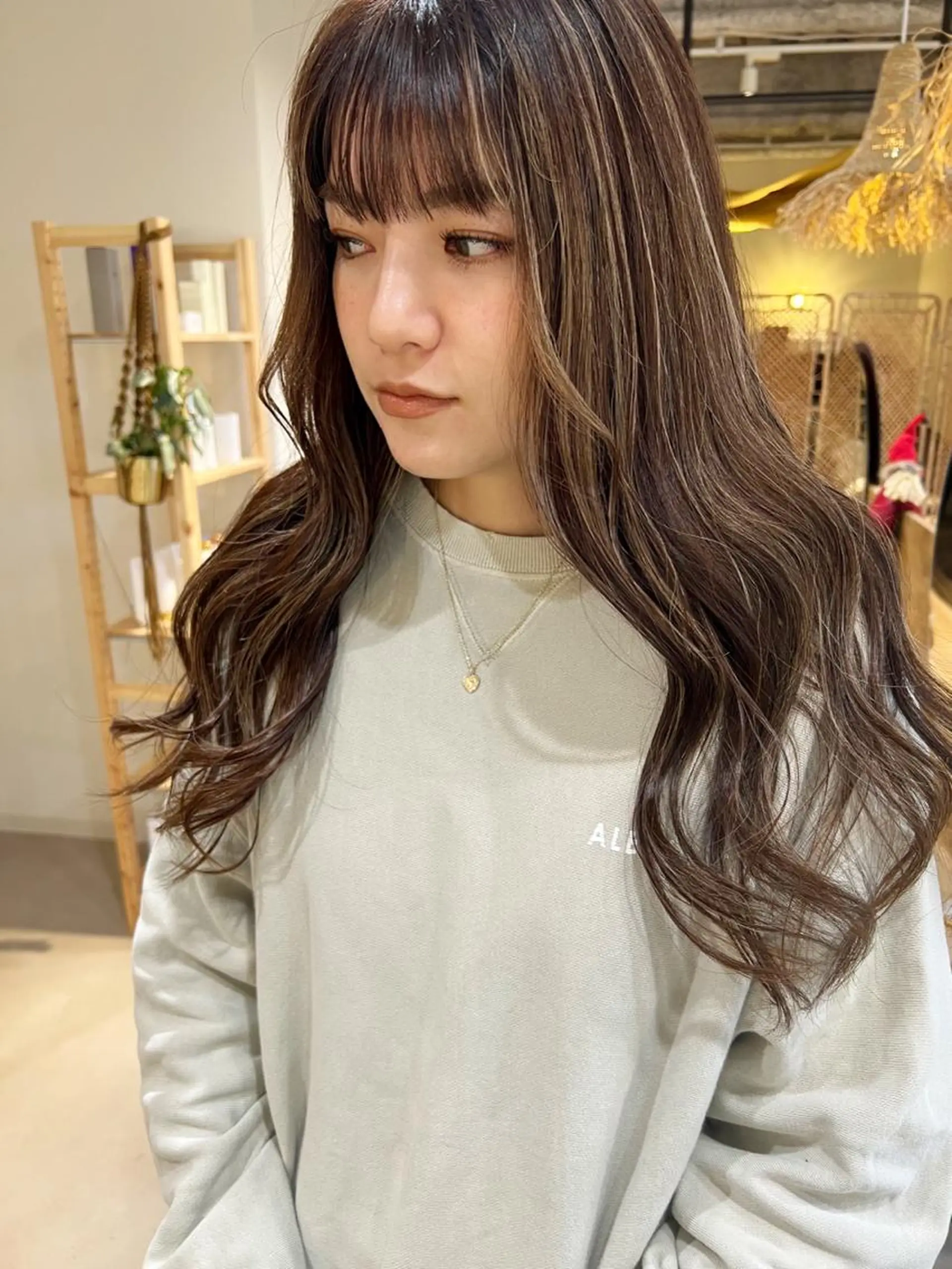 ロング ココルアナ 豊中美容室のヘアスタイル