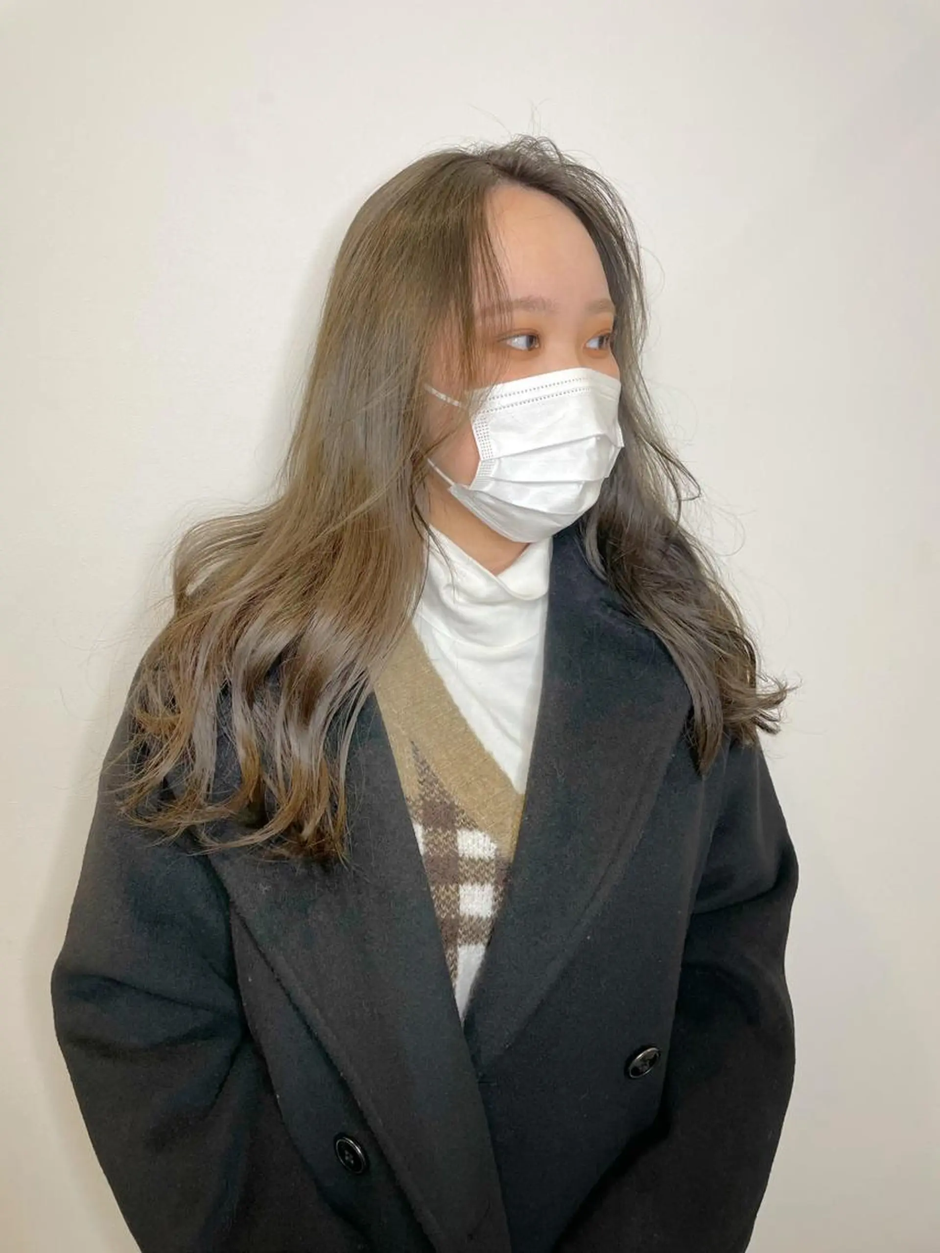 ロング カラー ベージュカラー カット ヘアカラー トリートメント AMI🎀韓国ヘア keshiki大名のヘアスタイル