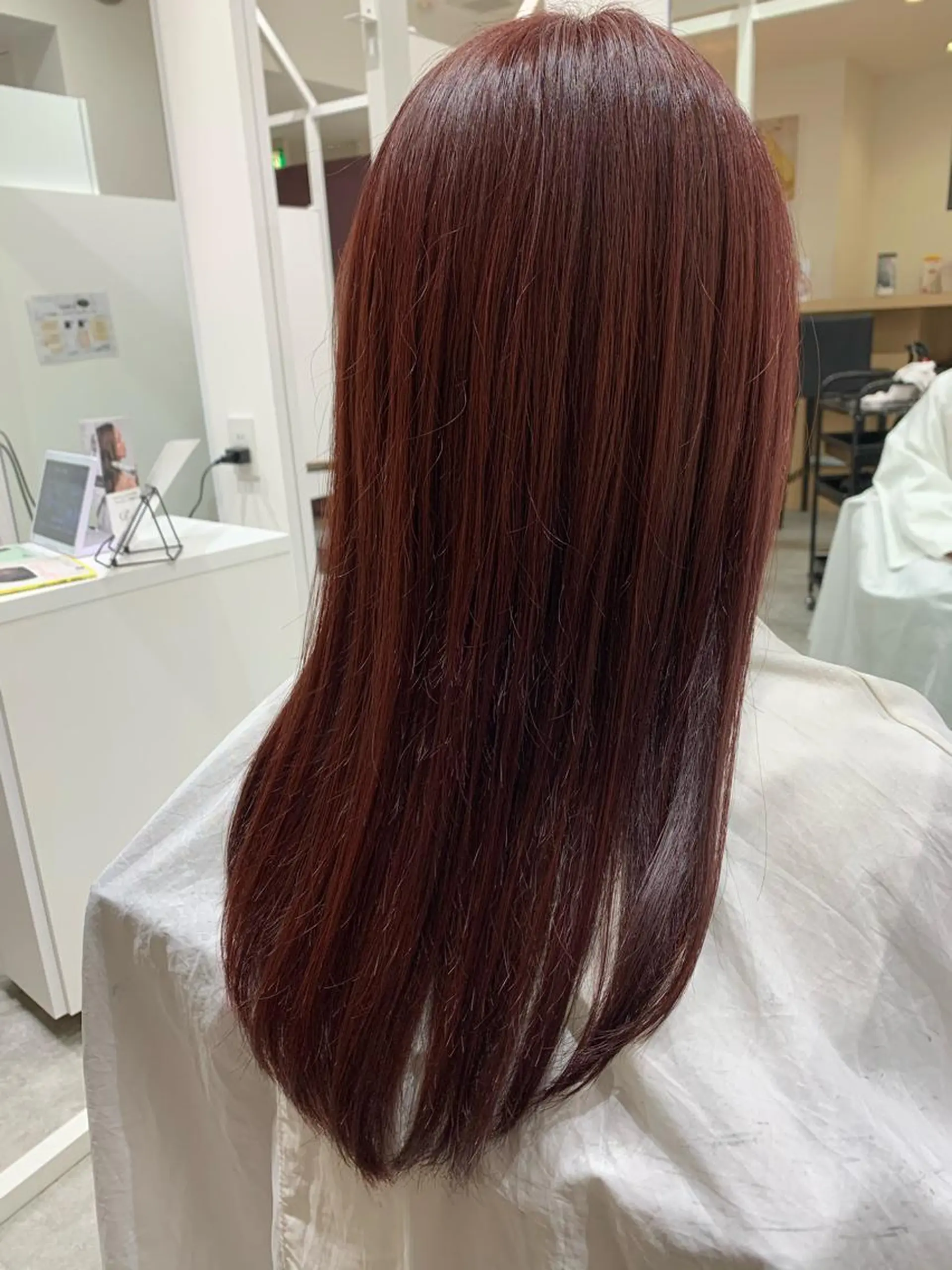 ロング Adachi Fujikoのヘアスタイル