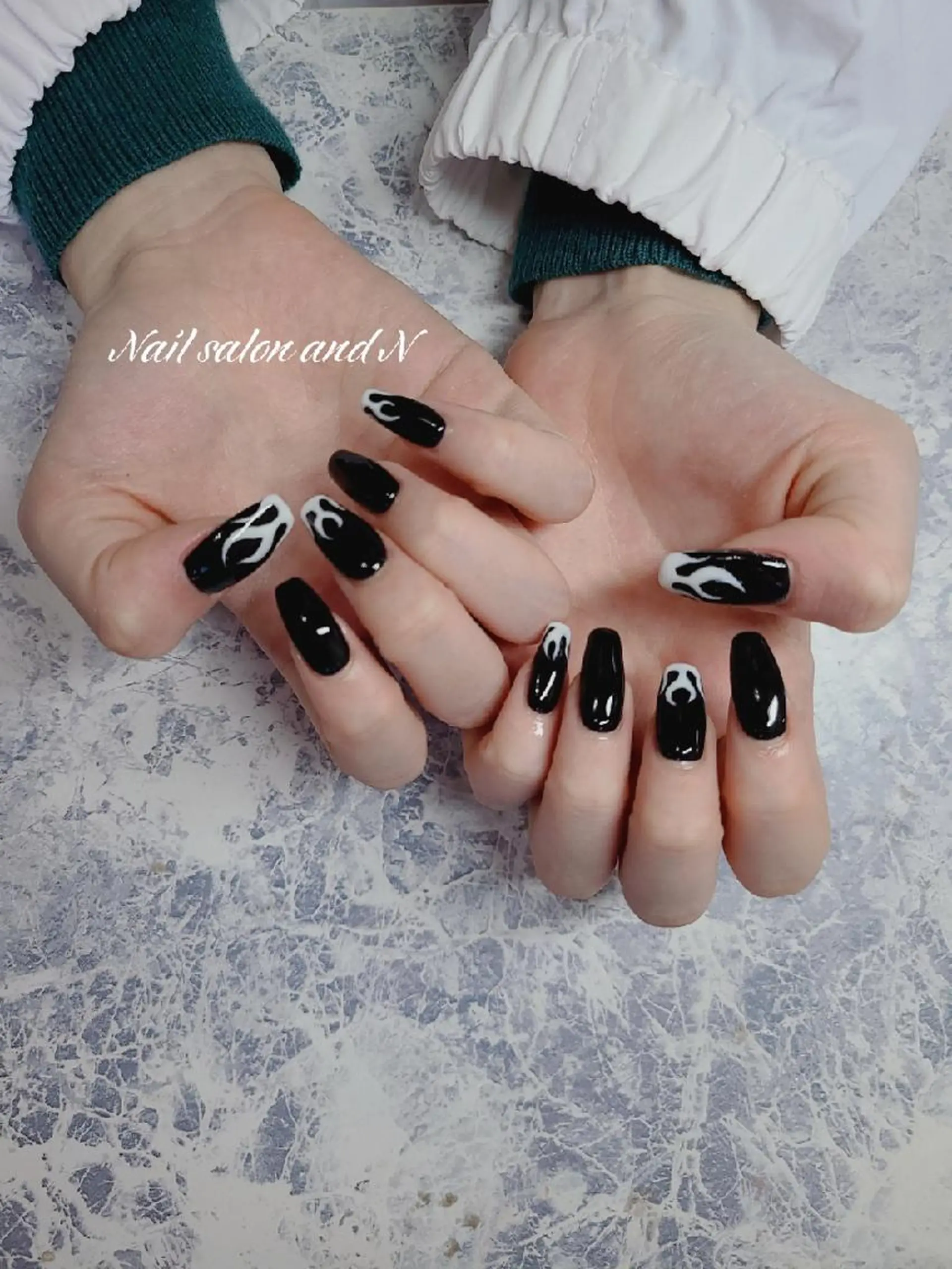 ネイル and Nのネイルデザイン
