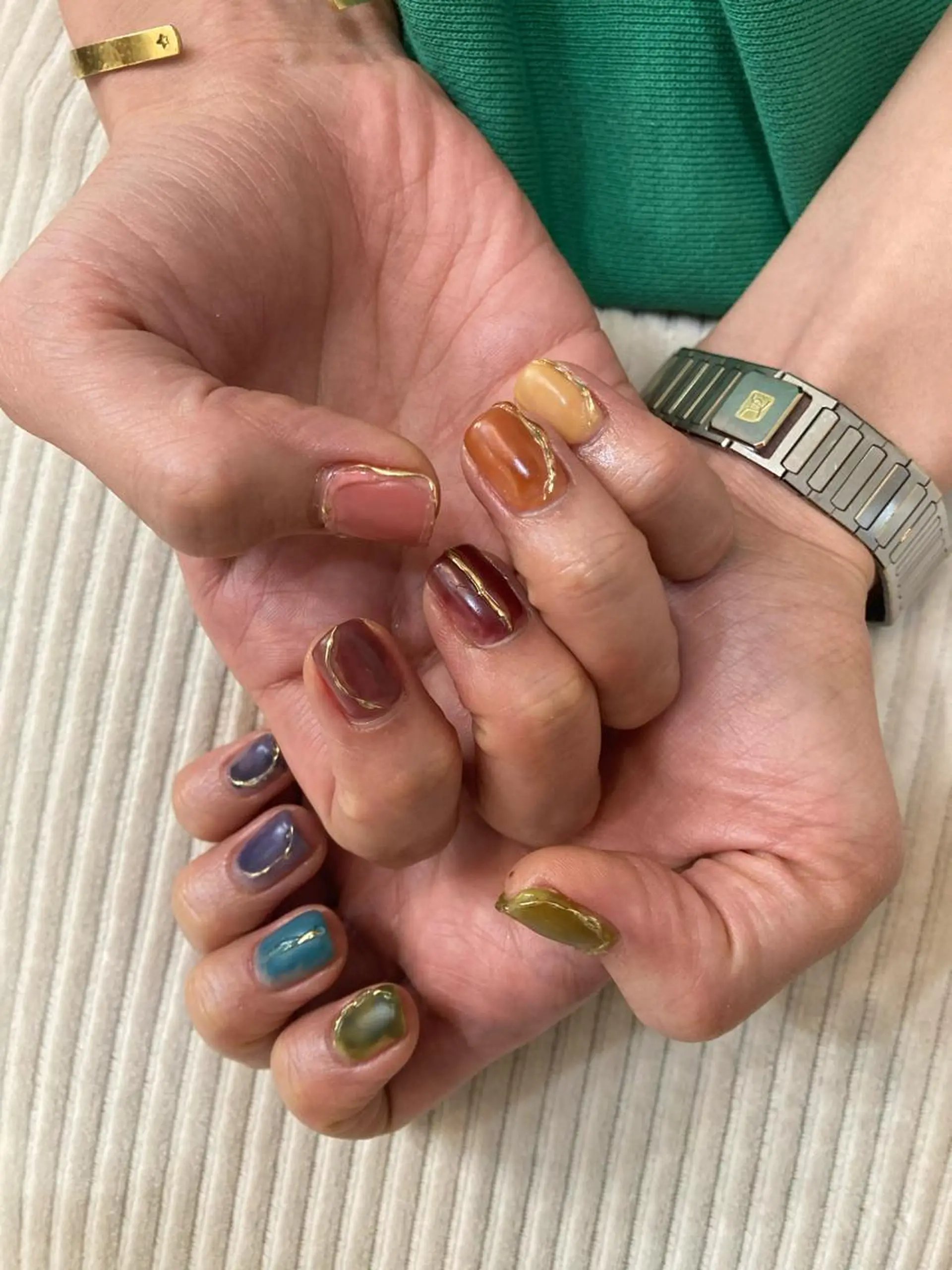 ネイル nailsalon　hue所属・小山 羽奈のネイルデザイン