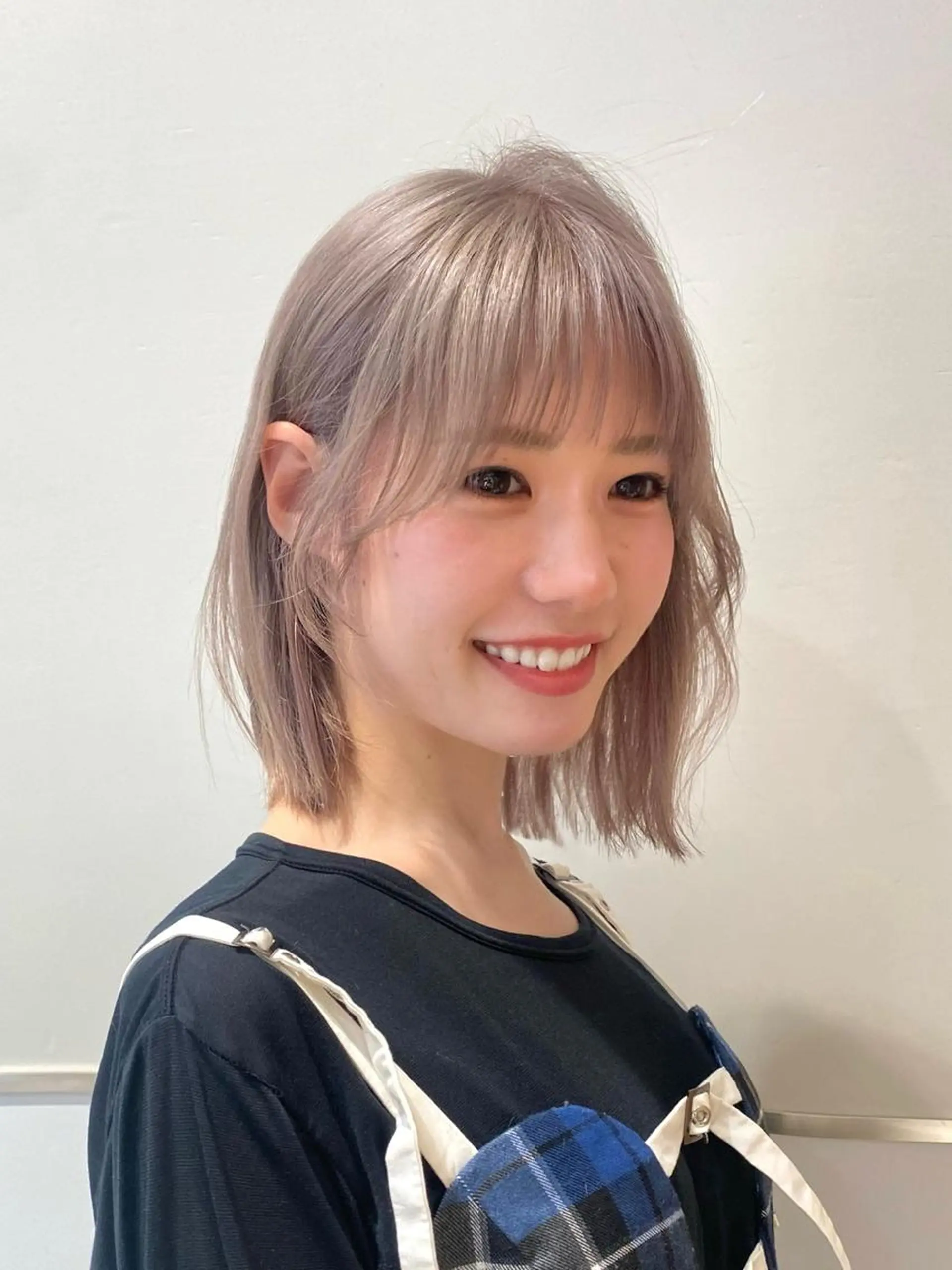 ミディアム カラー パーマ ヘアアレンジ ボブレイヤー アディクシーカラー 透明感カラー イルミナカラー ボブ カット ヘアカラー トリートメント ヘアセット 小野寺瑞希 /最小顔カットのヘアスタイル