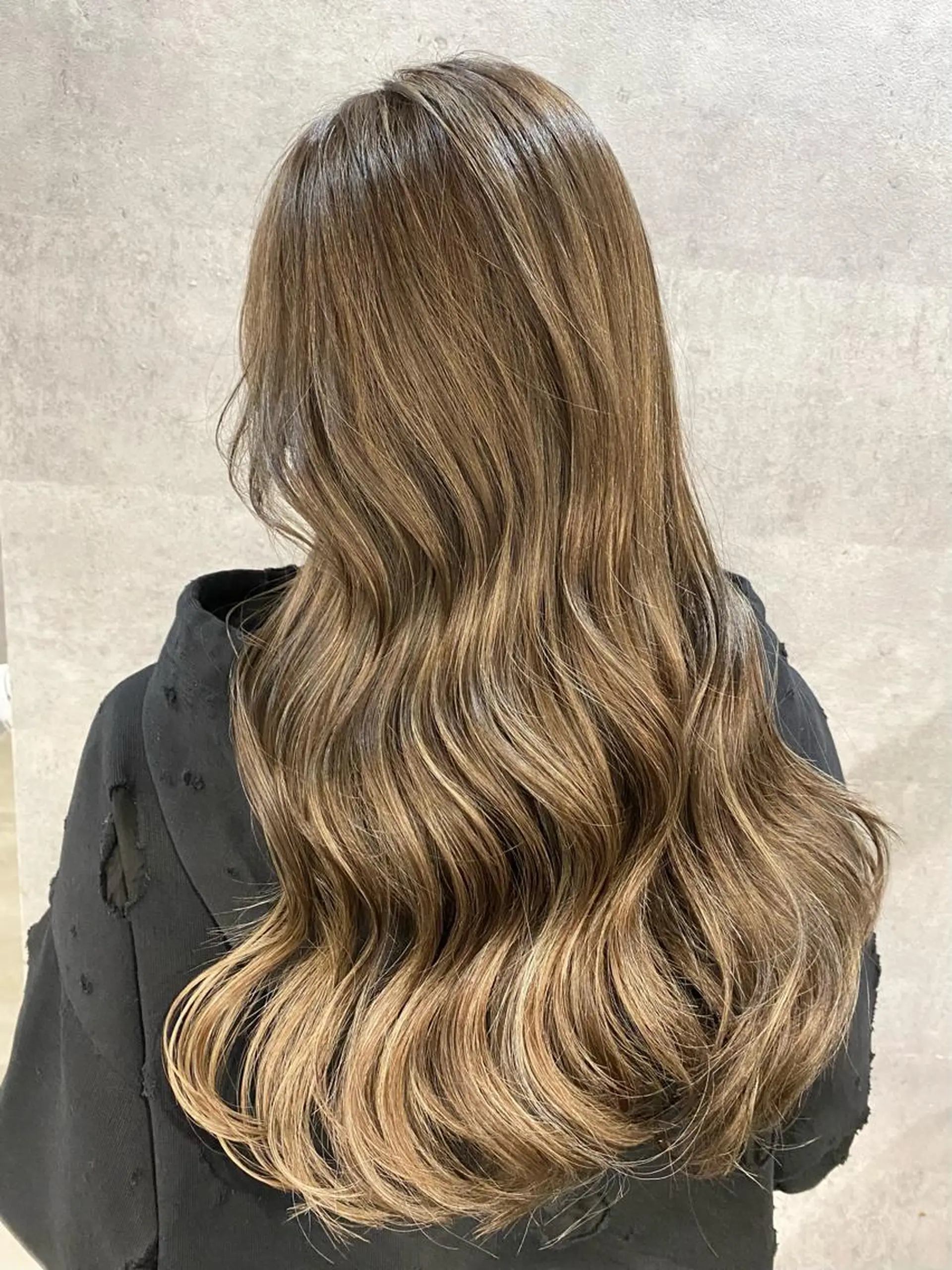 ロング ヘアカラー トリートメント Bear(ベア)所属・KYOKO 【Bear】のヘアスタイル